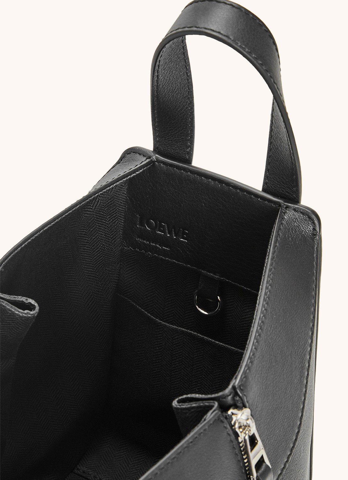 LOEWE Hammock handtas van kalfsleer - detail 6 zwart