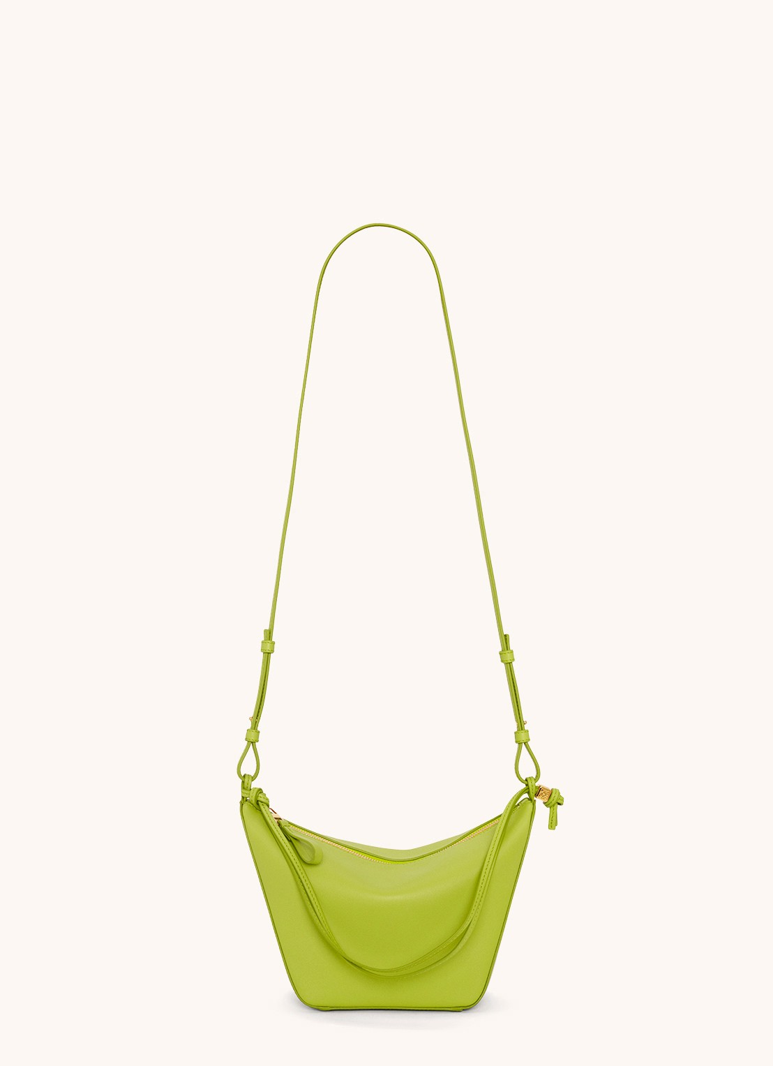 LOEWE Hammock Hobo schoudertas van kalfsleer - detail lime