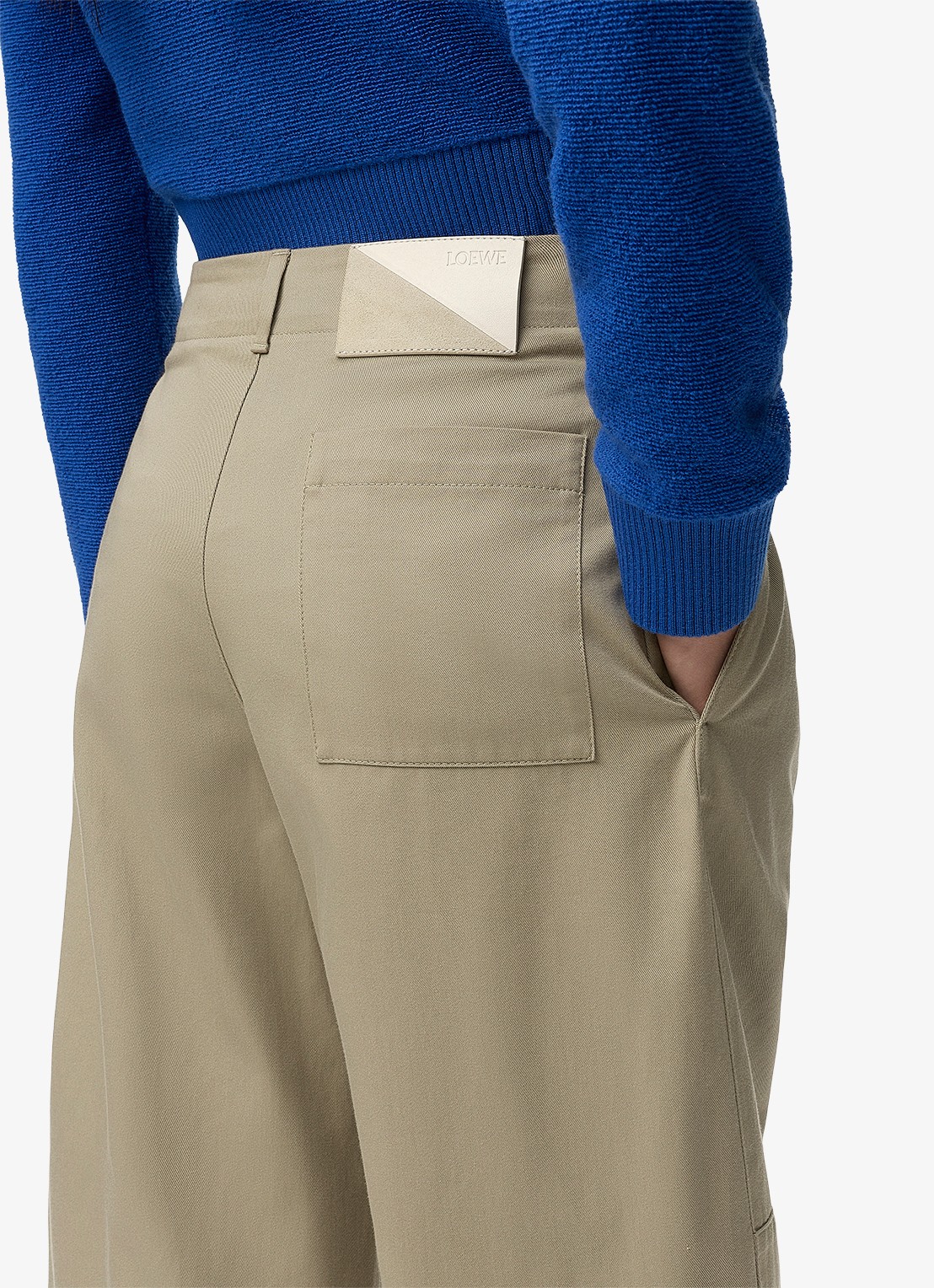 LOEWE High waist wide fit cropped broek met plooidetail - detail 3 khaki
