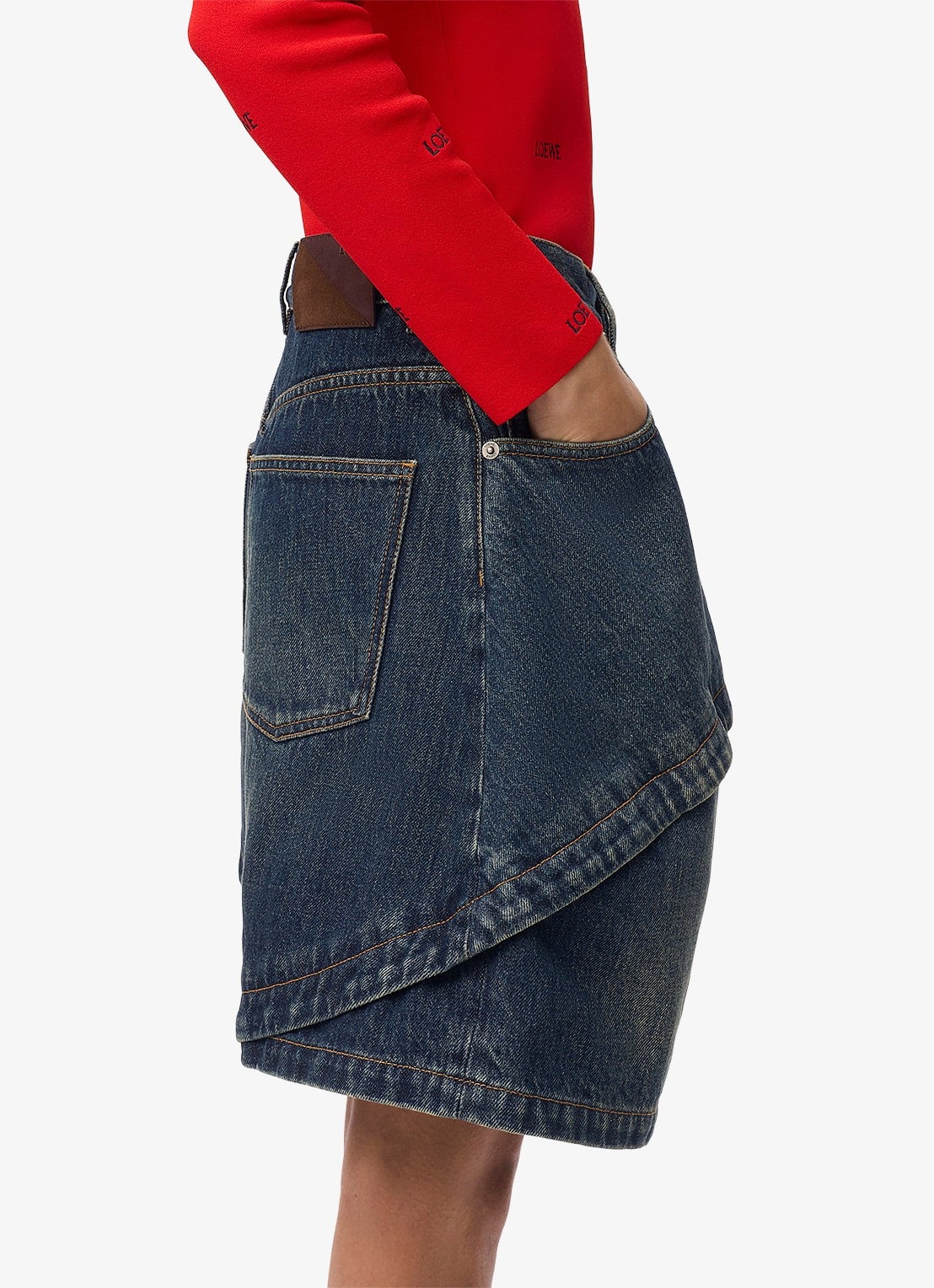 LOEWE High waist wide fit korte broek van denim met donkere wassing - detail 2 donkerblauw