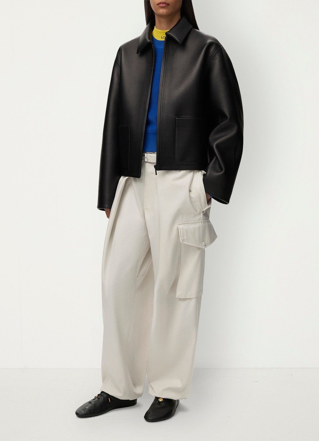 LOEWE High waist wide leg jeans met klepzakken - voorkant 5 gebroken wit