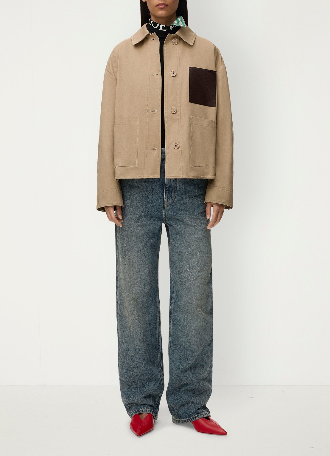LOEWE Jack met opgestikte zakken - voorkant 7 beige
