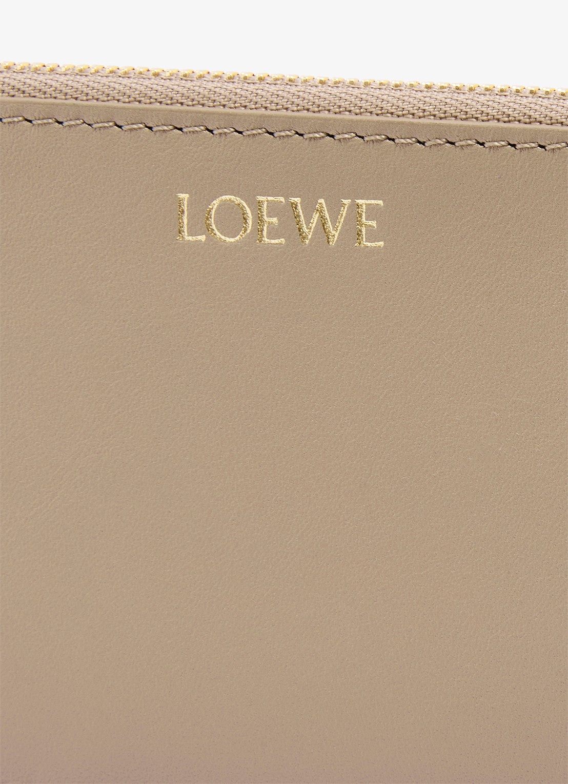 LOEWE Knot pasjeshouder van kalfsleer - detail 4 zand