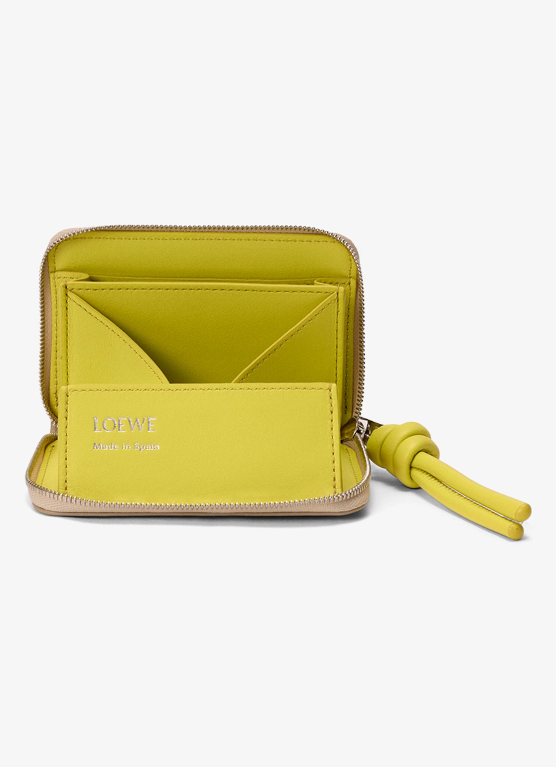 LOEWE Knot portemonnee van kalfsleer - voorkant 2 beige