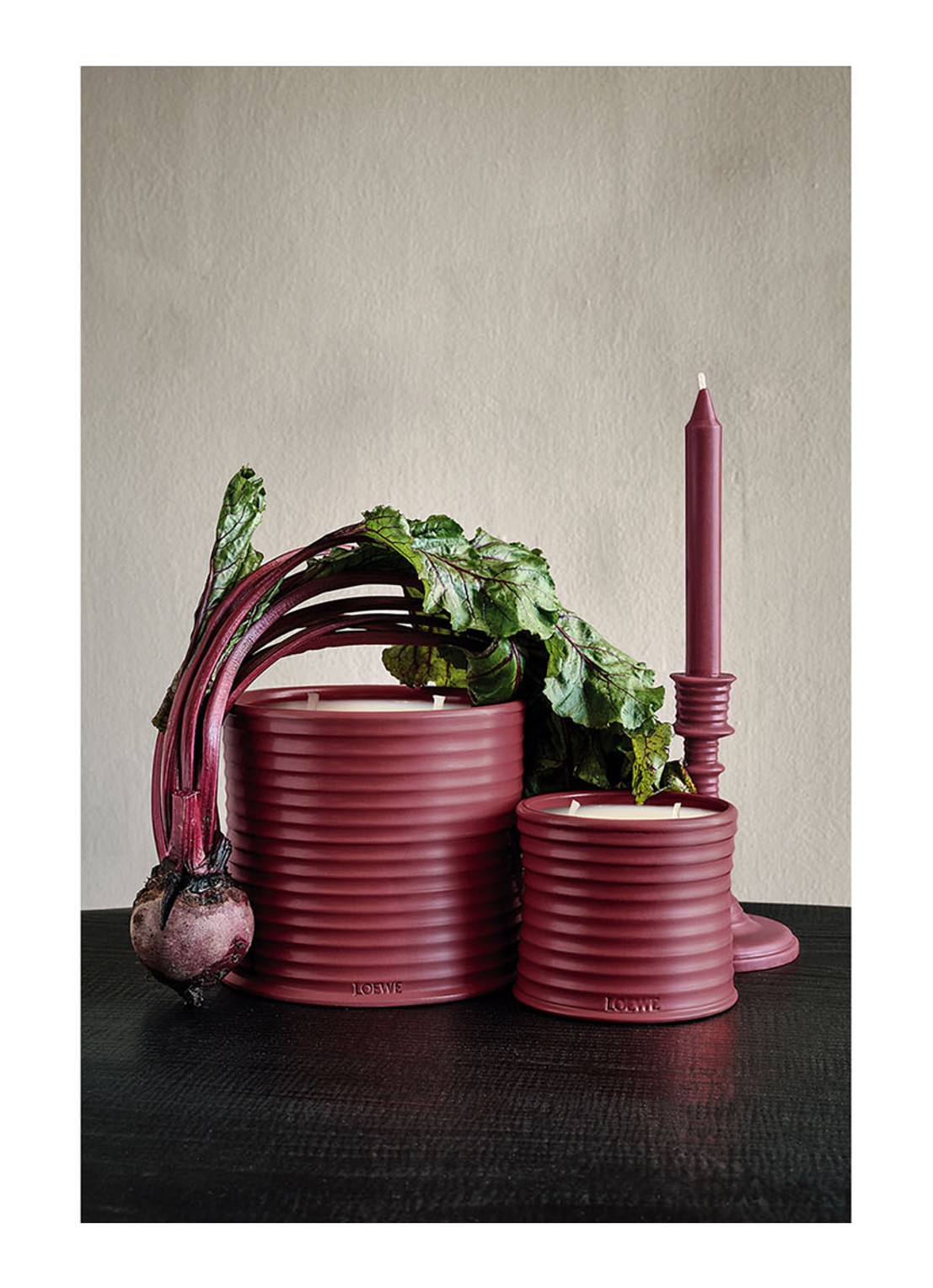 LOEWE Medium Beetroot Candle - geurkaars 610 gram - detail 5 undefined