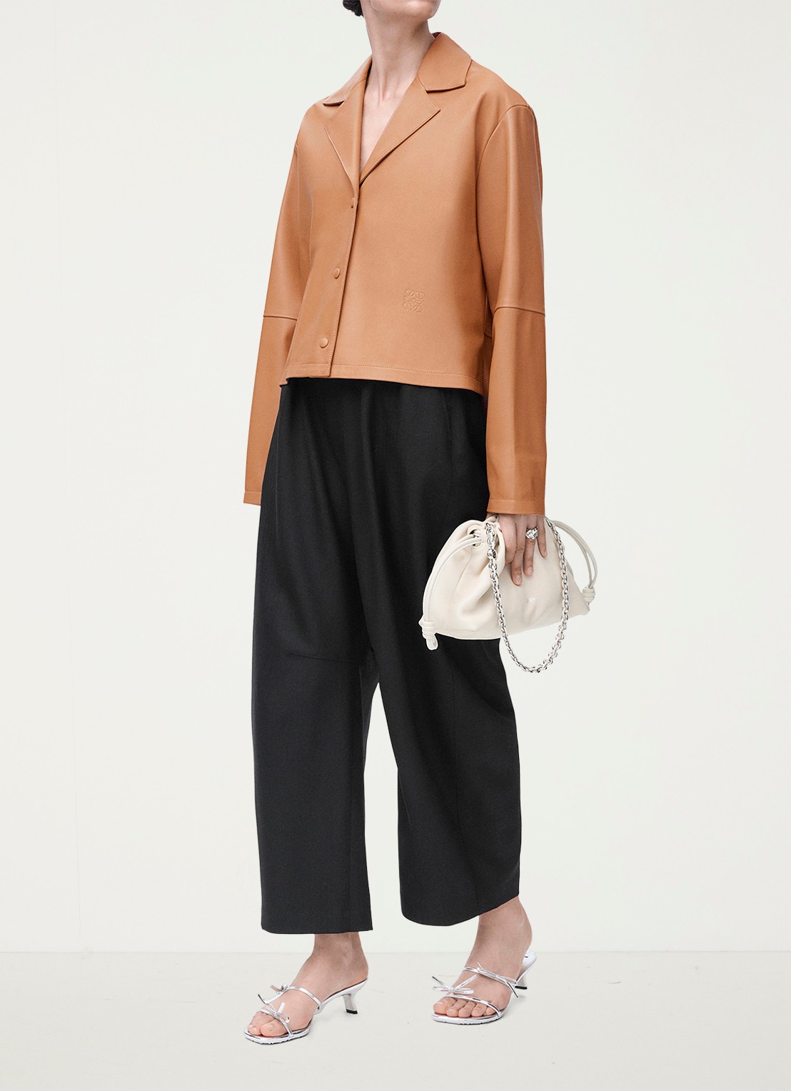 LOEWE Mid waist loose fit pantalon van wol - voorkant 2 zwart