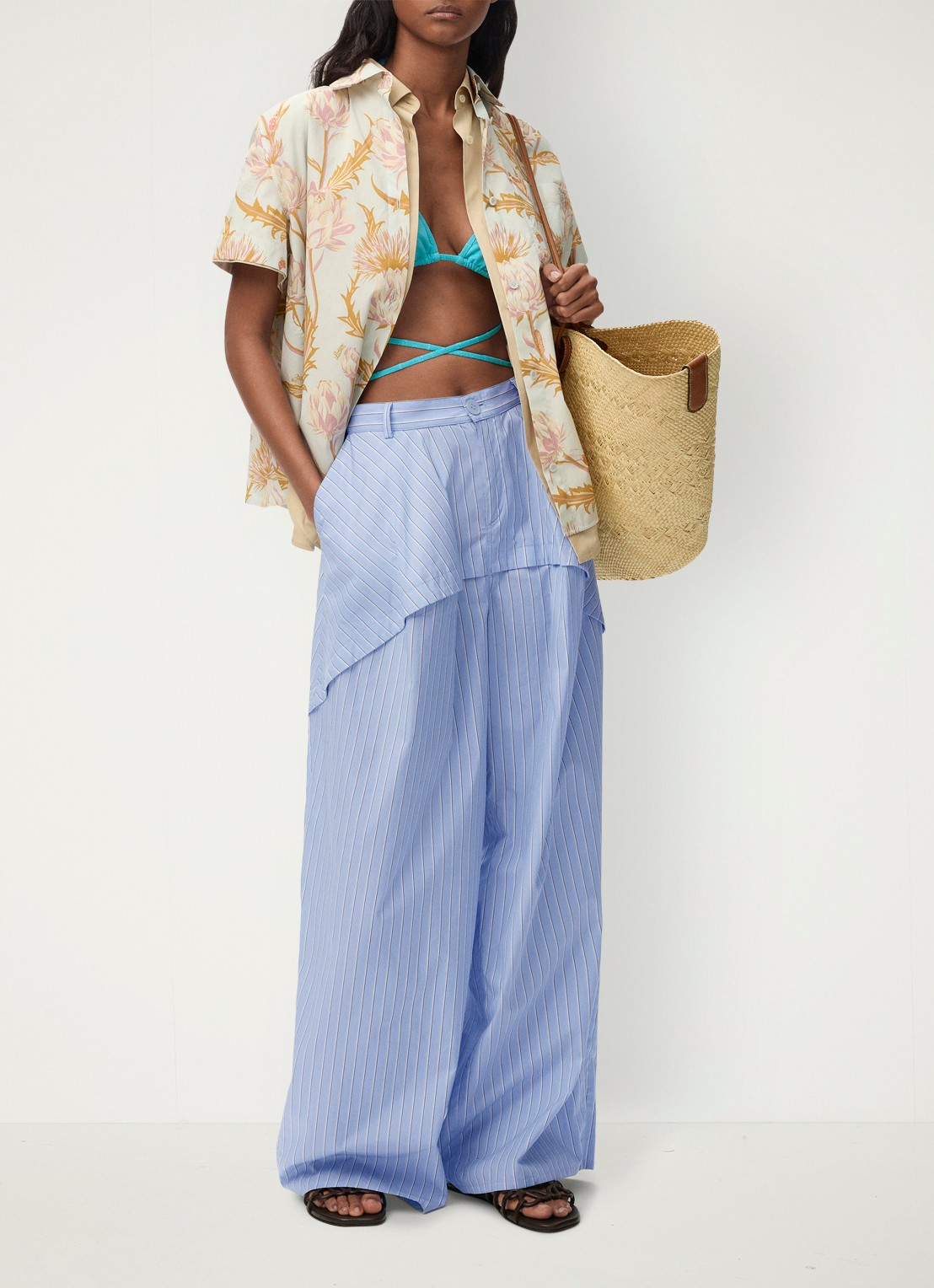 LOEWE Mid waist wide fit pantalon met streepprint - voorkant 2 blauw