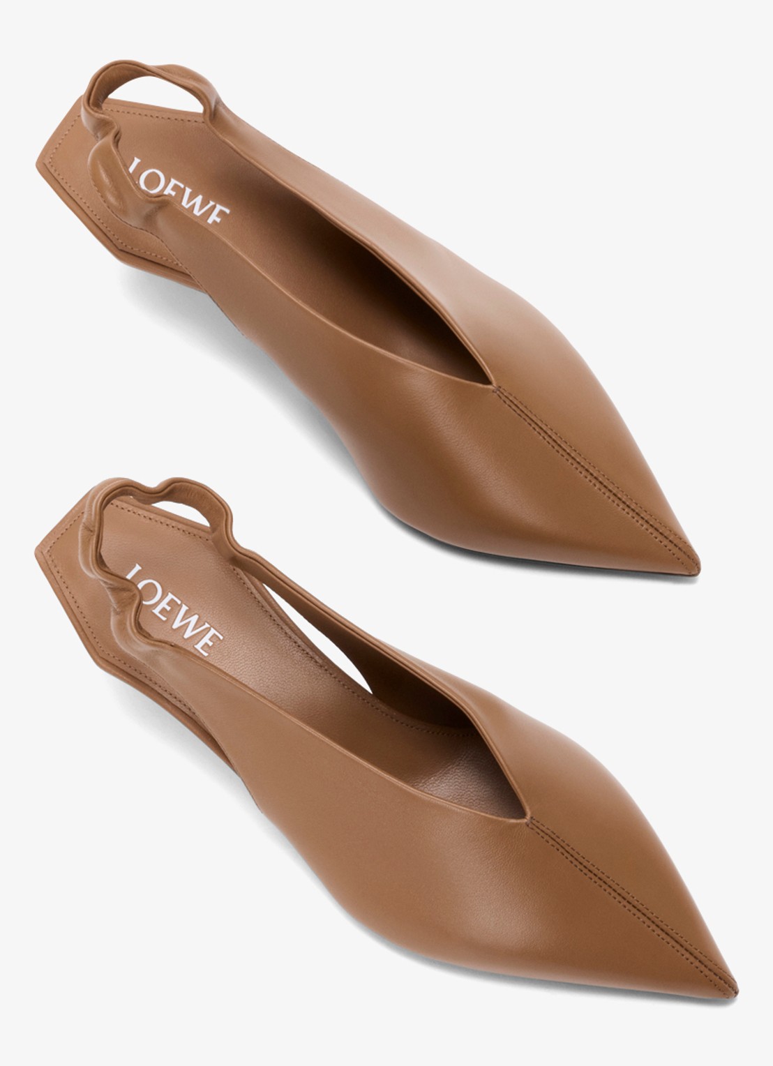 LOEWE Origami Cubic slingback van lamsleer - detail bruin