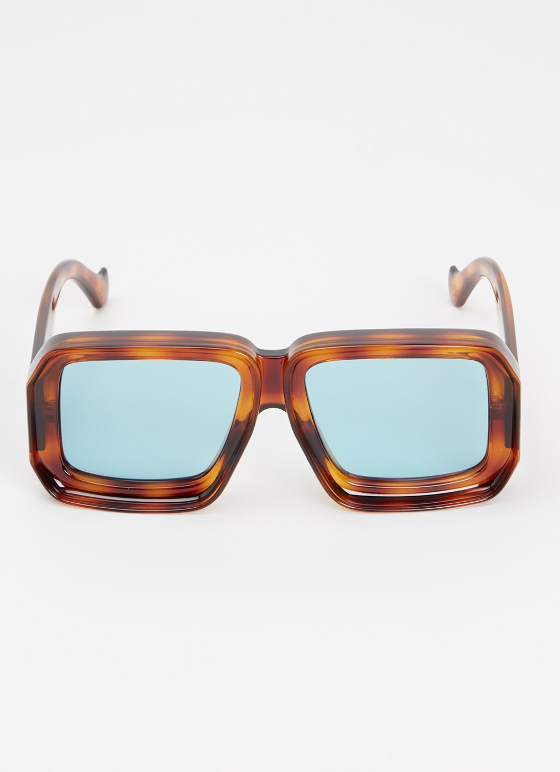 LOEWE Paulas Ibiza zonnebril LW40064U - detail 2 bruin