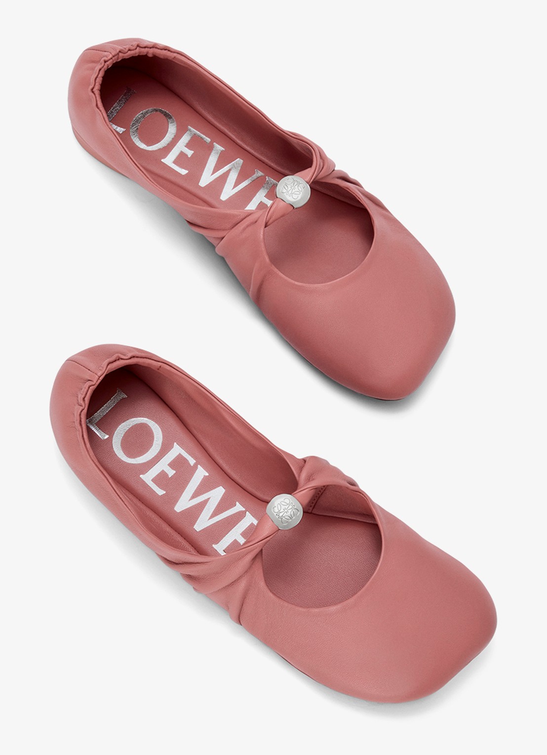 LOEWE Pebble Soft ballerina van lamsleer - detail oudroze