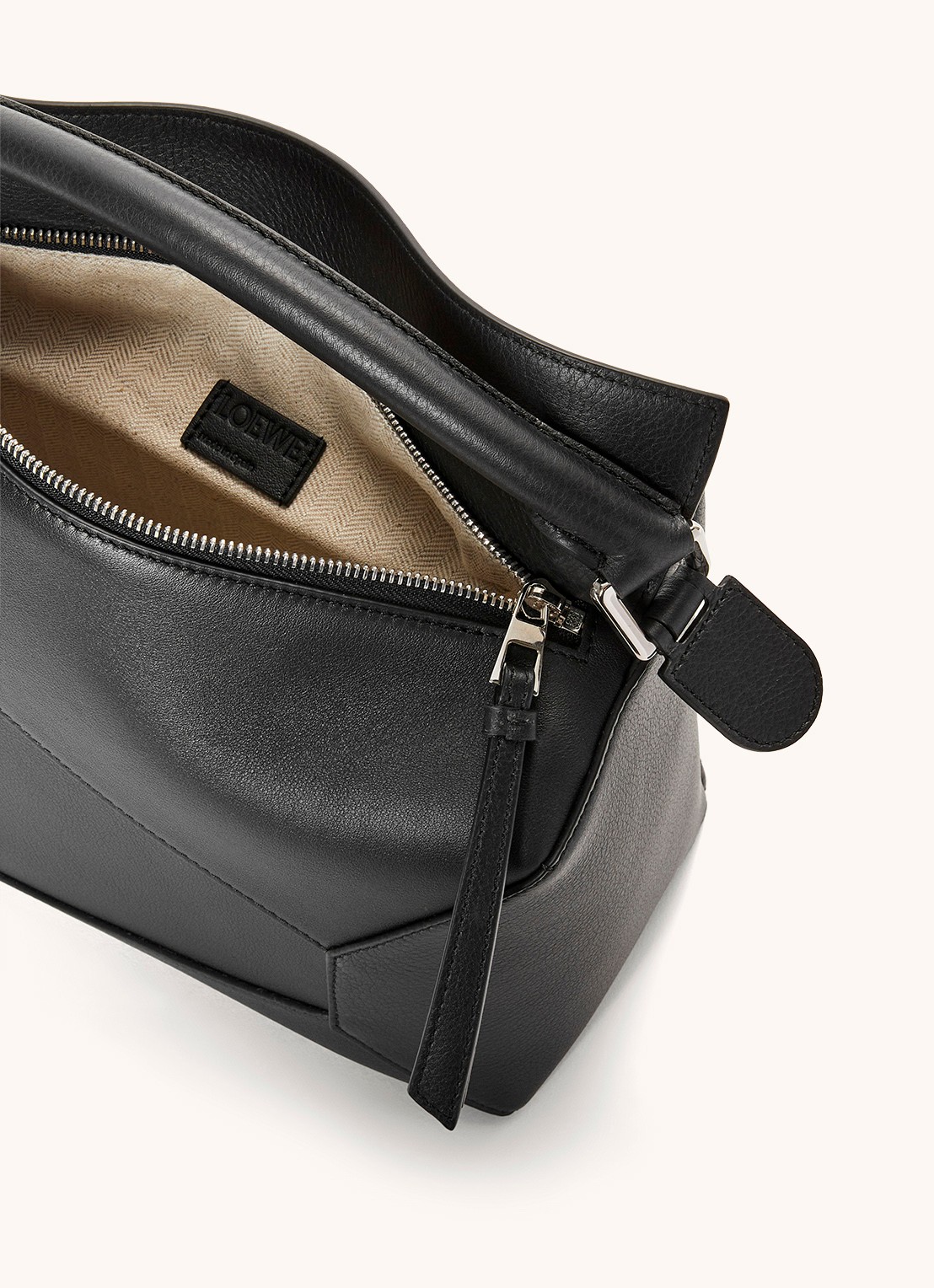 LOEWE Puzzle Edge handtas van kalfsleer - detail 3 zwart