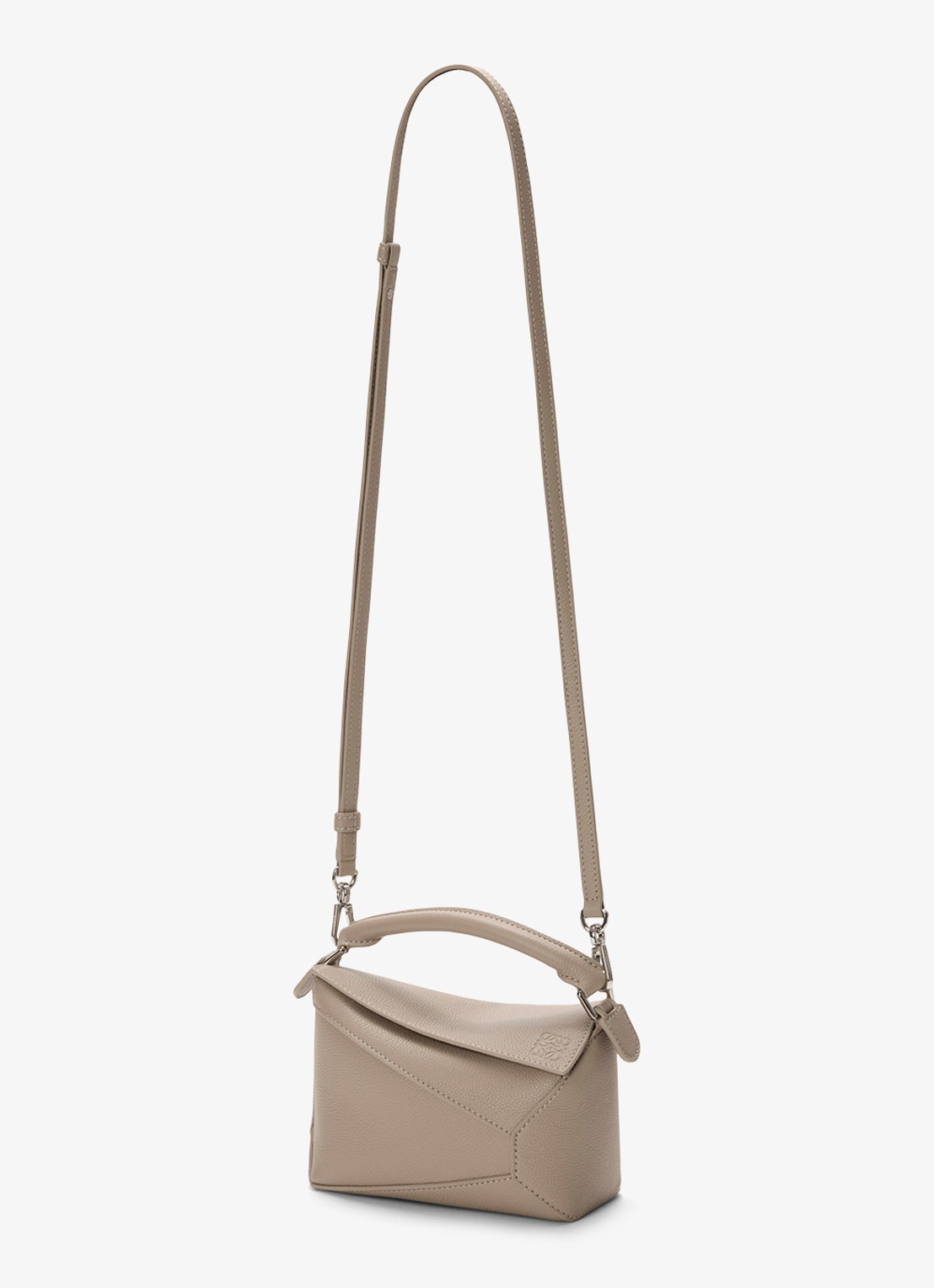 LOEWE Puzzle Edge Mini handtas van kalfsleer - detail 3 zand
