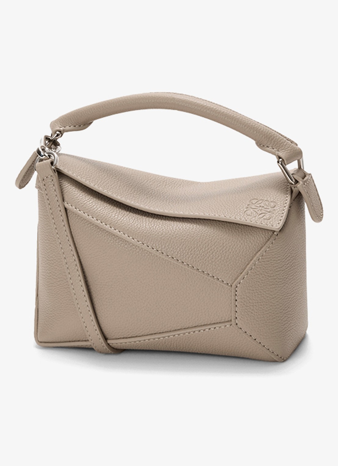 LOEWE Puzzle Edge Mini handtas van kalfsleer - voorkant 6 zand