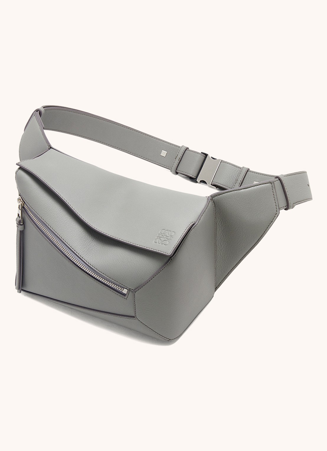 LOEWE Puzzle Edge Small crossbodytas van kalfsleer - voorkant 5 middengrijs