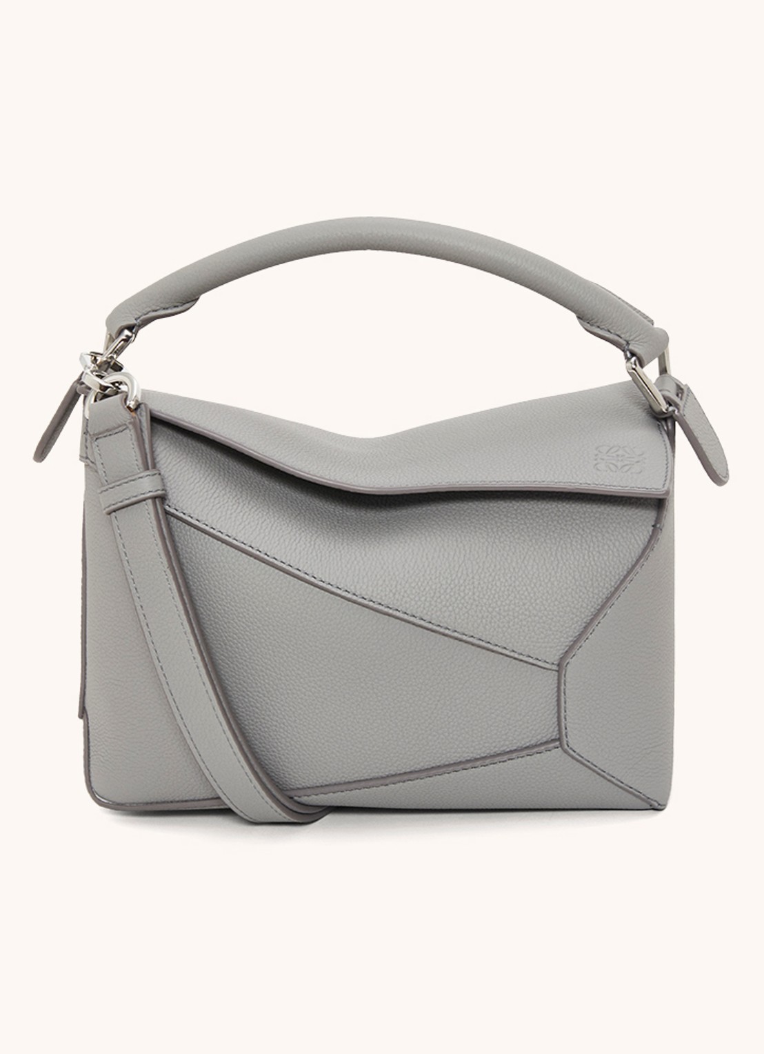 LOEWE Puzzle Edge Small handtas van kalfsleer - voorkant 6 lichtgrijs