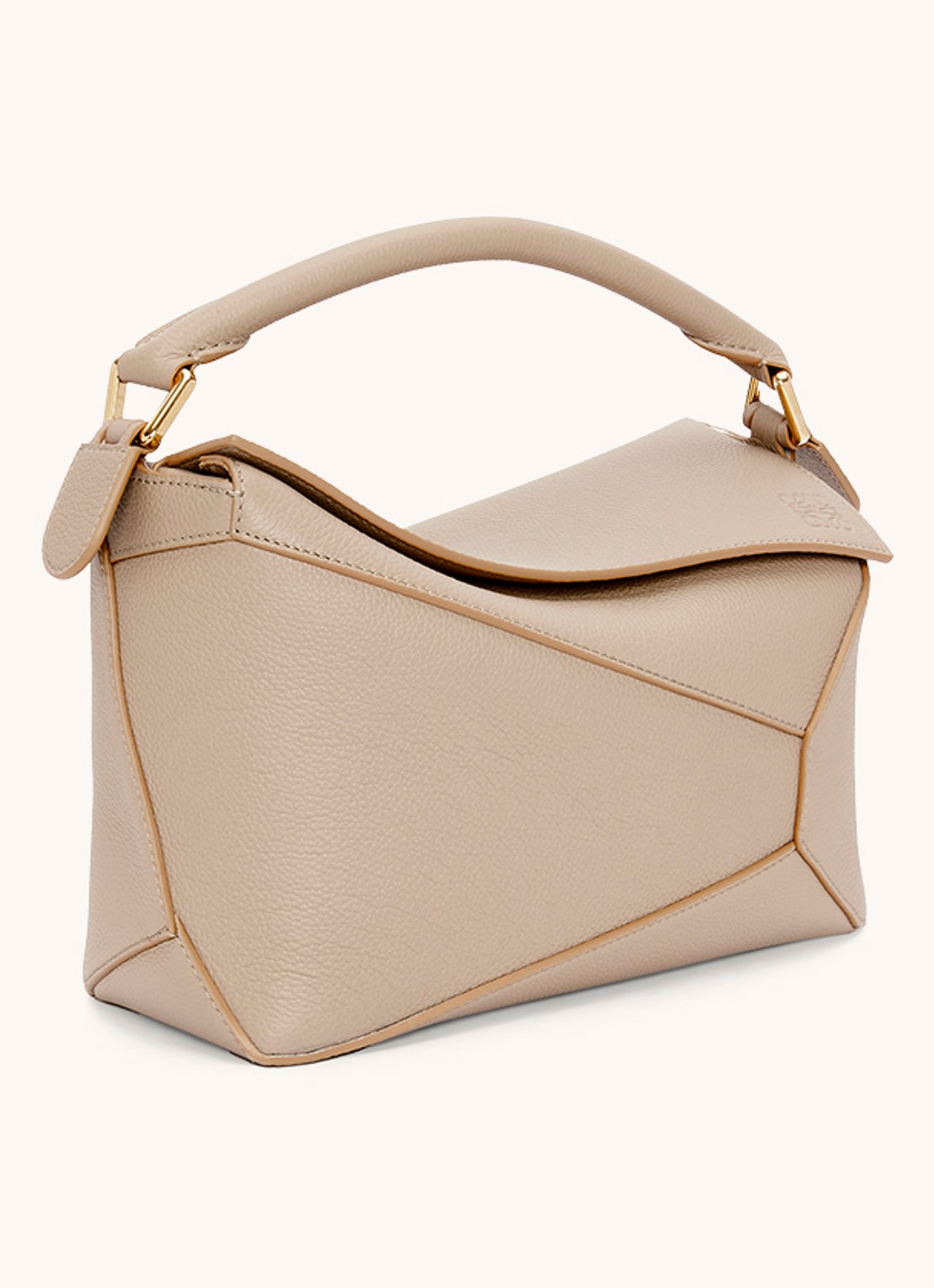 LOEWE Puzzle Edge Small handtas van kalfsleer - achterkant 8 zand