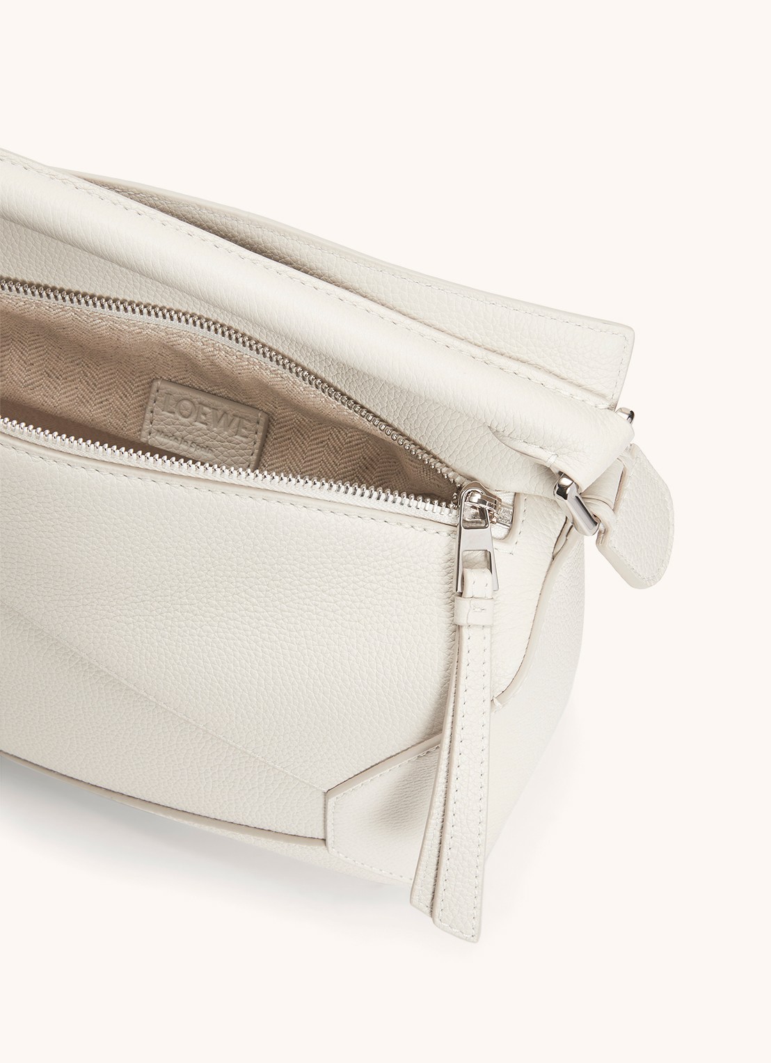 LOEWE Puzzle Edge Small handtas van kalfsleer - detail 6 wit