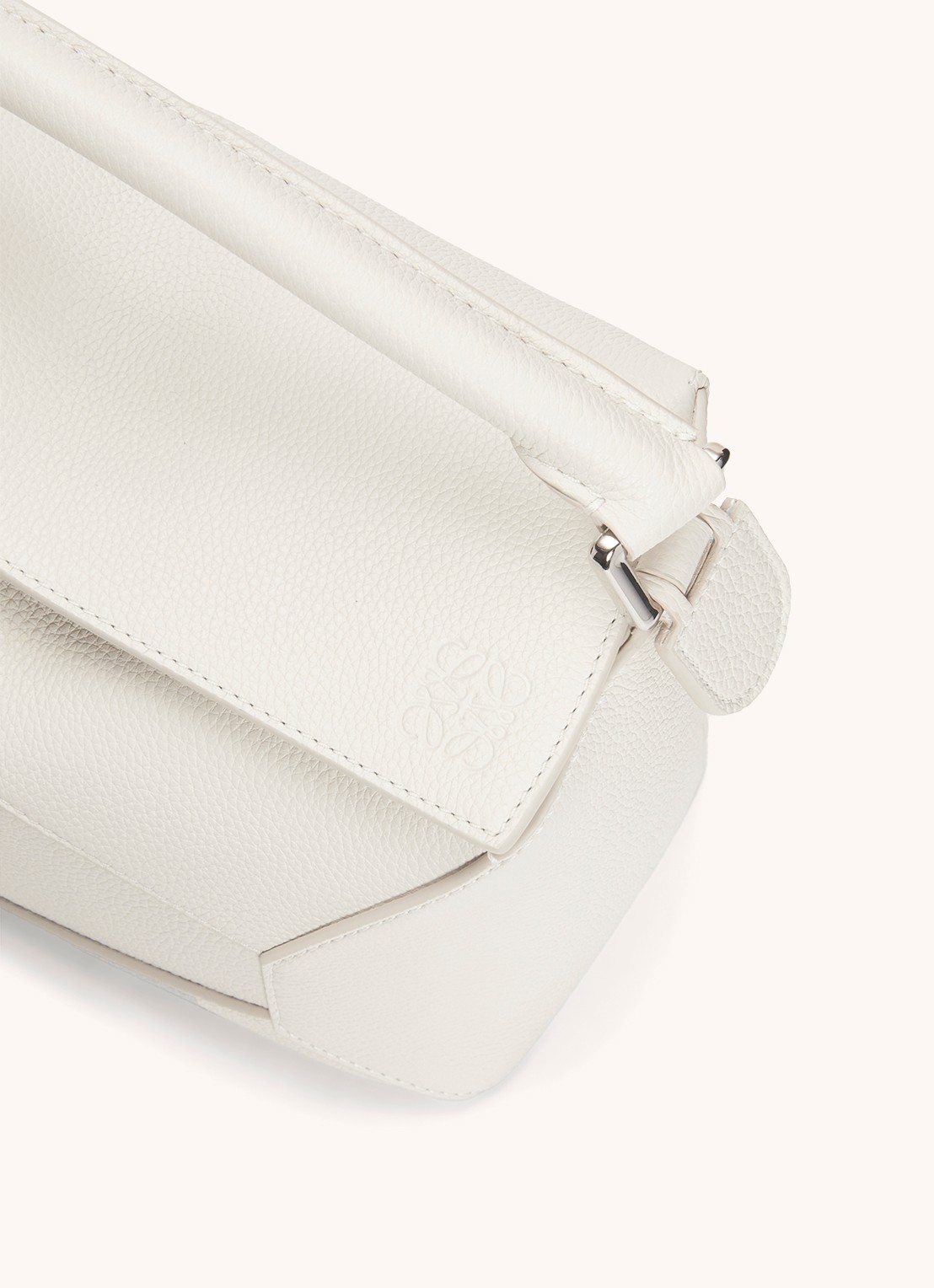 LOEWE Puzzle Edge Small handtas van kalfsleer - detail 7 wit