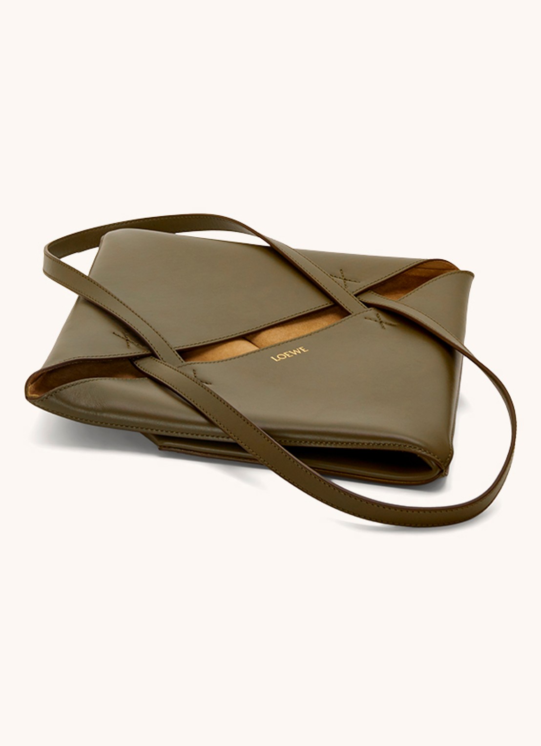 LOEWE Puzzle Fold Medium shopper van kalfsleer - detail 5 bronsgroen