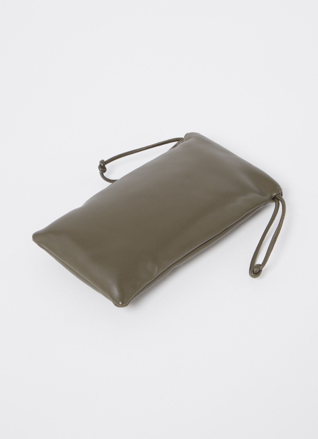 LOEWE Retro Screen zonnebril LW40127I - detail 2 zwart