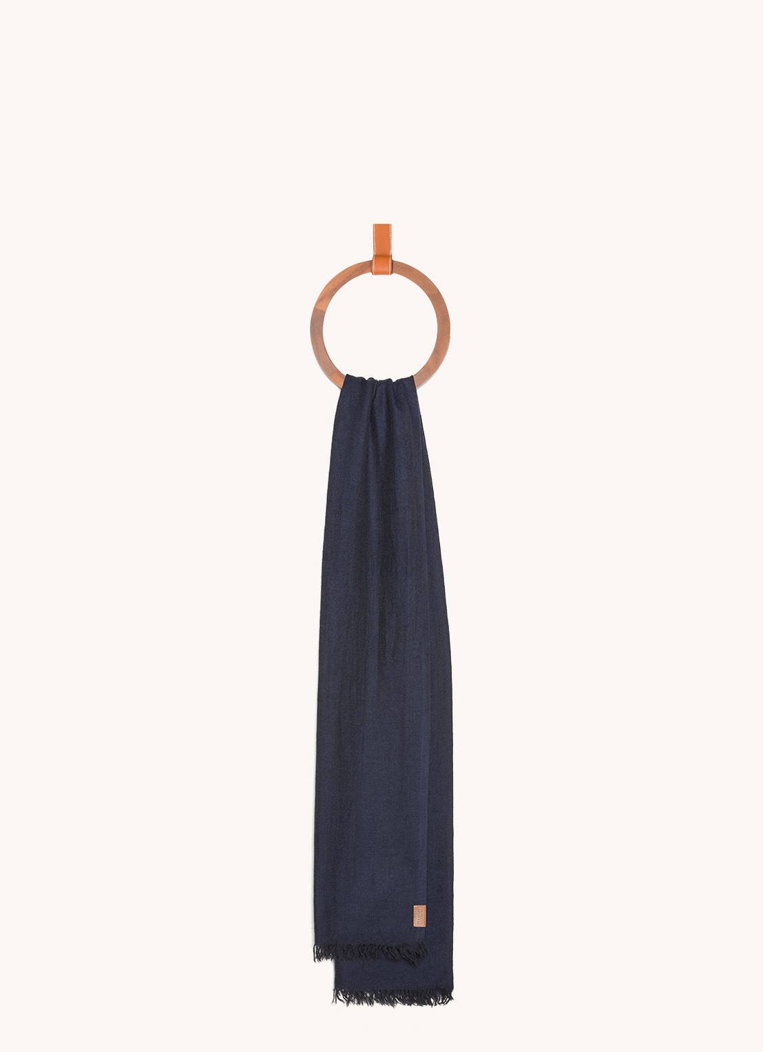 LOEWE Sjaal van kasjmier 195 x 70 cm - voorkant 2 donkerblauw