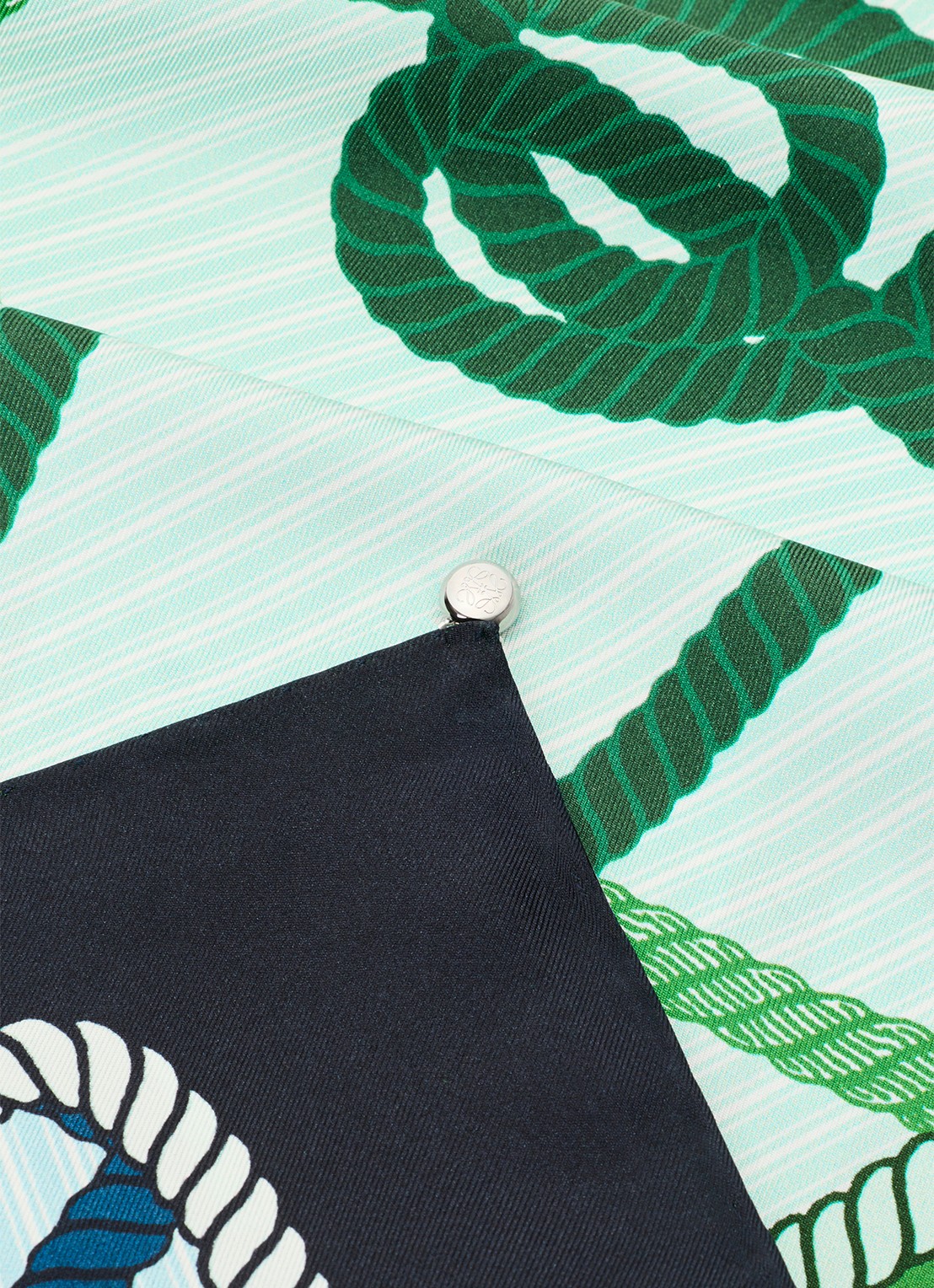 LOEWE Sjaal van zijde met print 90 x 90 cm - detail 2 donkerblauw