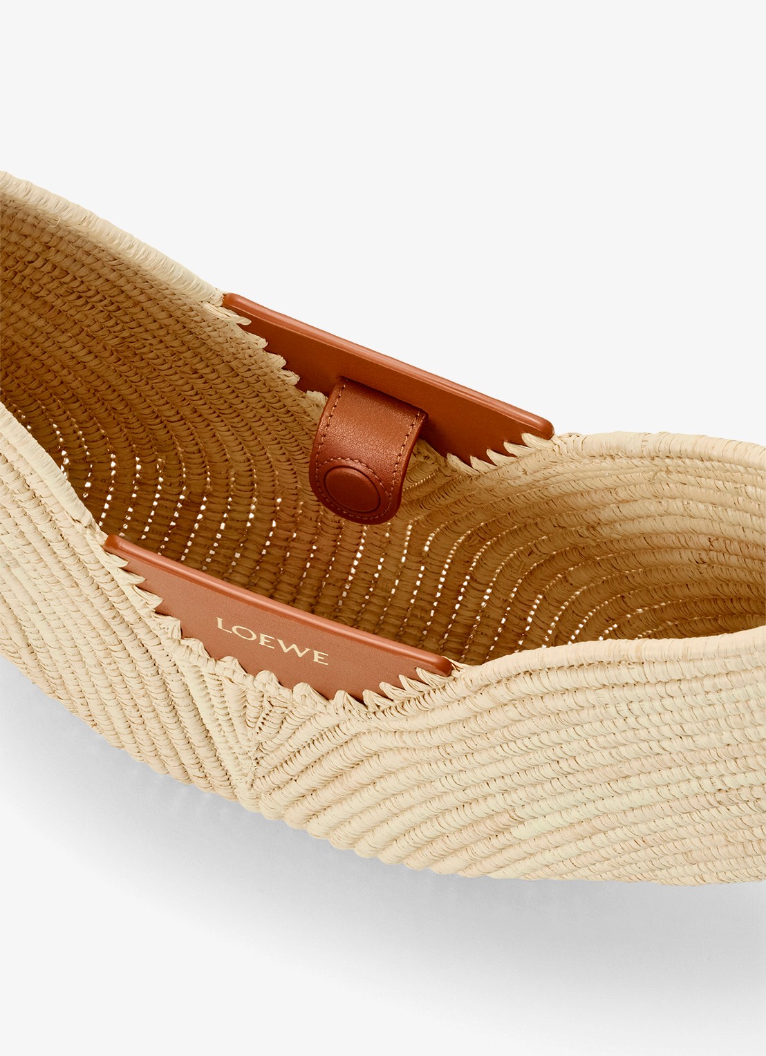 LOEWE Swing Medium schoudertas van raffia met kalfsleren details - detail 6 beige
