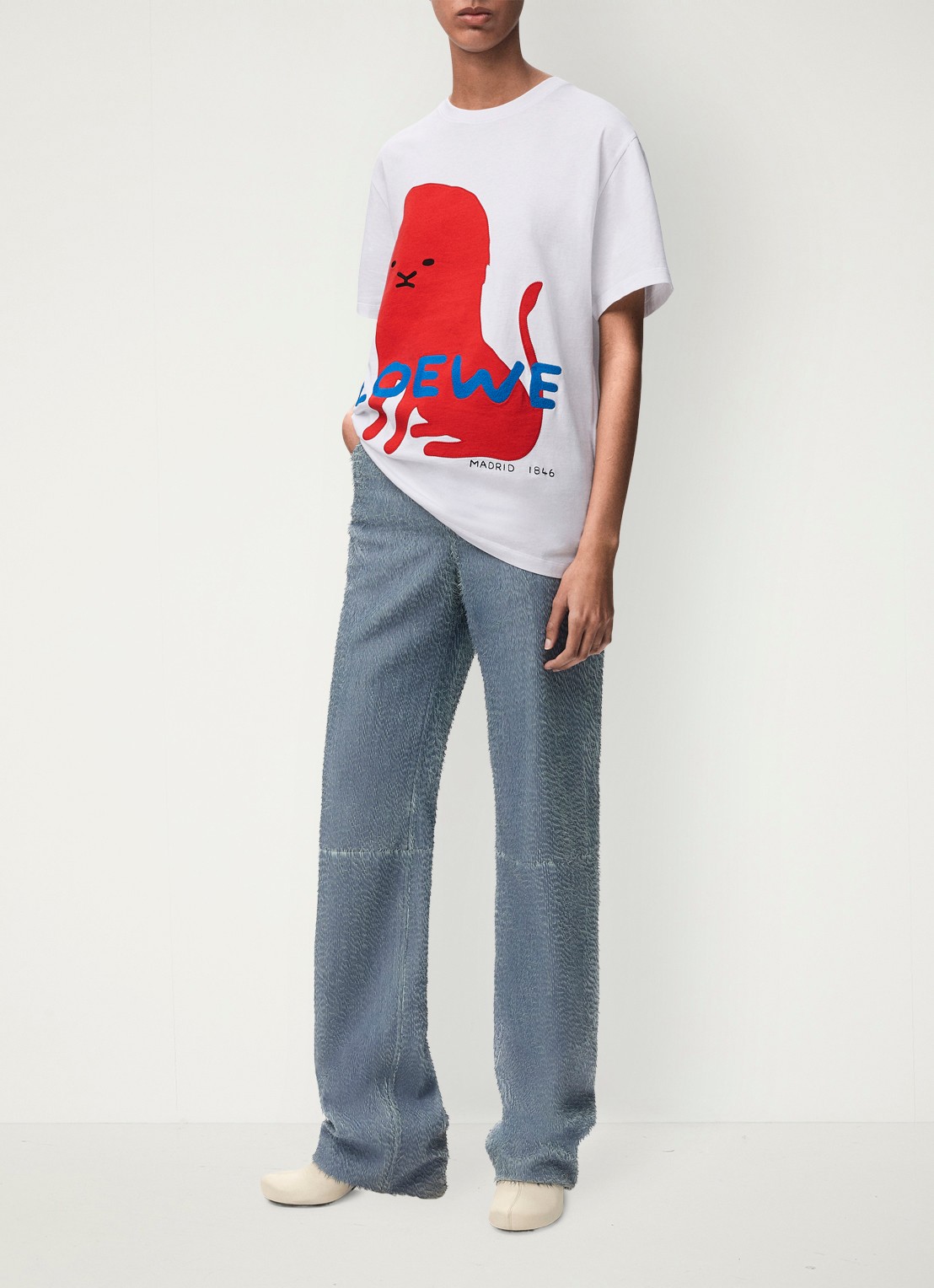 LOEWE T-shirt met logoborduring - voorkant 7 wit