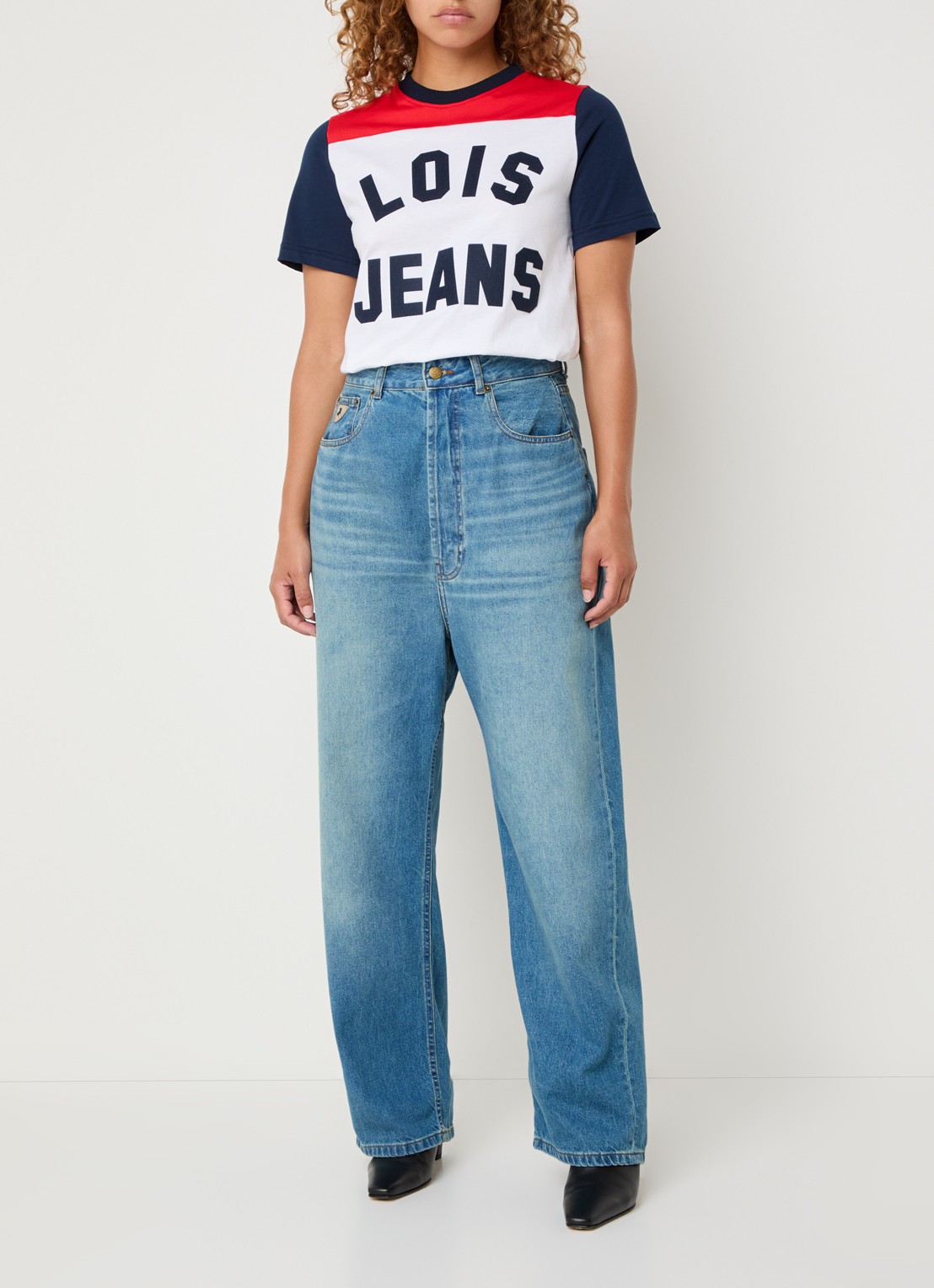 Lois Bruna high waist loose fit jeans met lichte wassing - voorkant 3 indigo