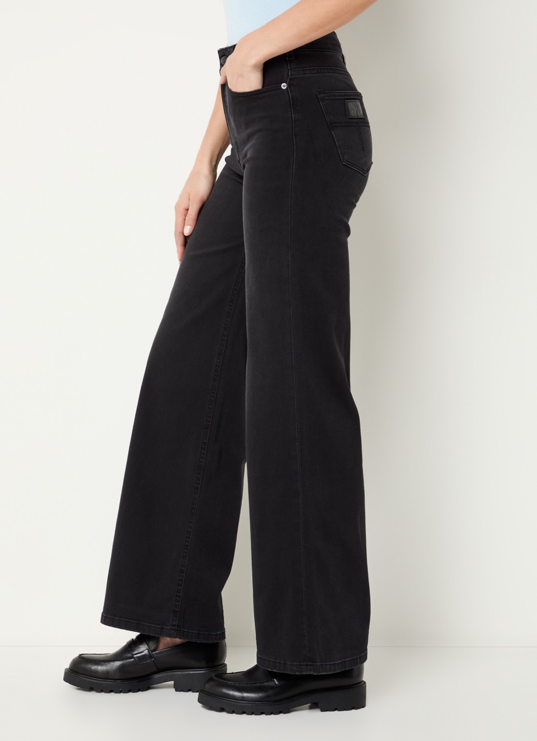 Lois Hypersoft high waist flared jeans met steekzakken - detail 2 zwart