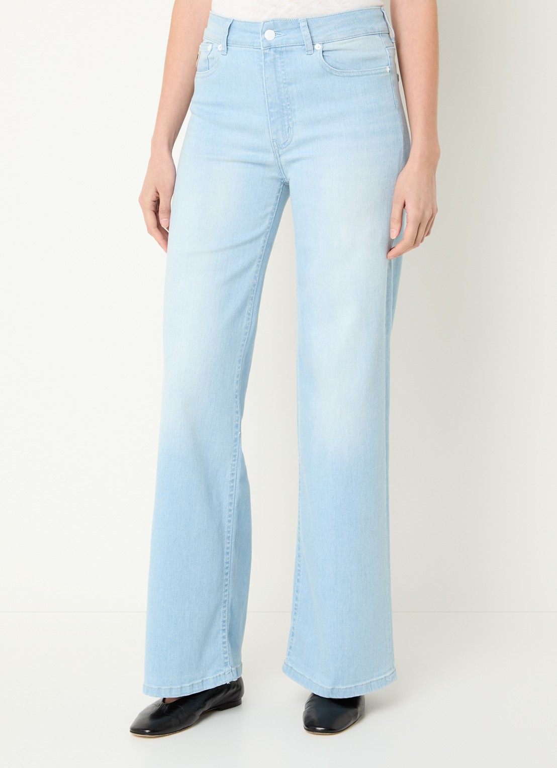 Lois Hypersoft high waist flared jeans met steekzakken - detail indigo