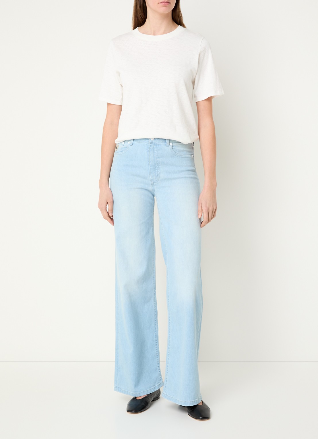 Lois Hypersoft high waist flared jeans met steekzakken - voorkant 4 indigo