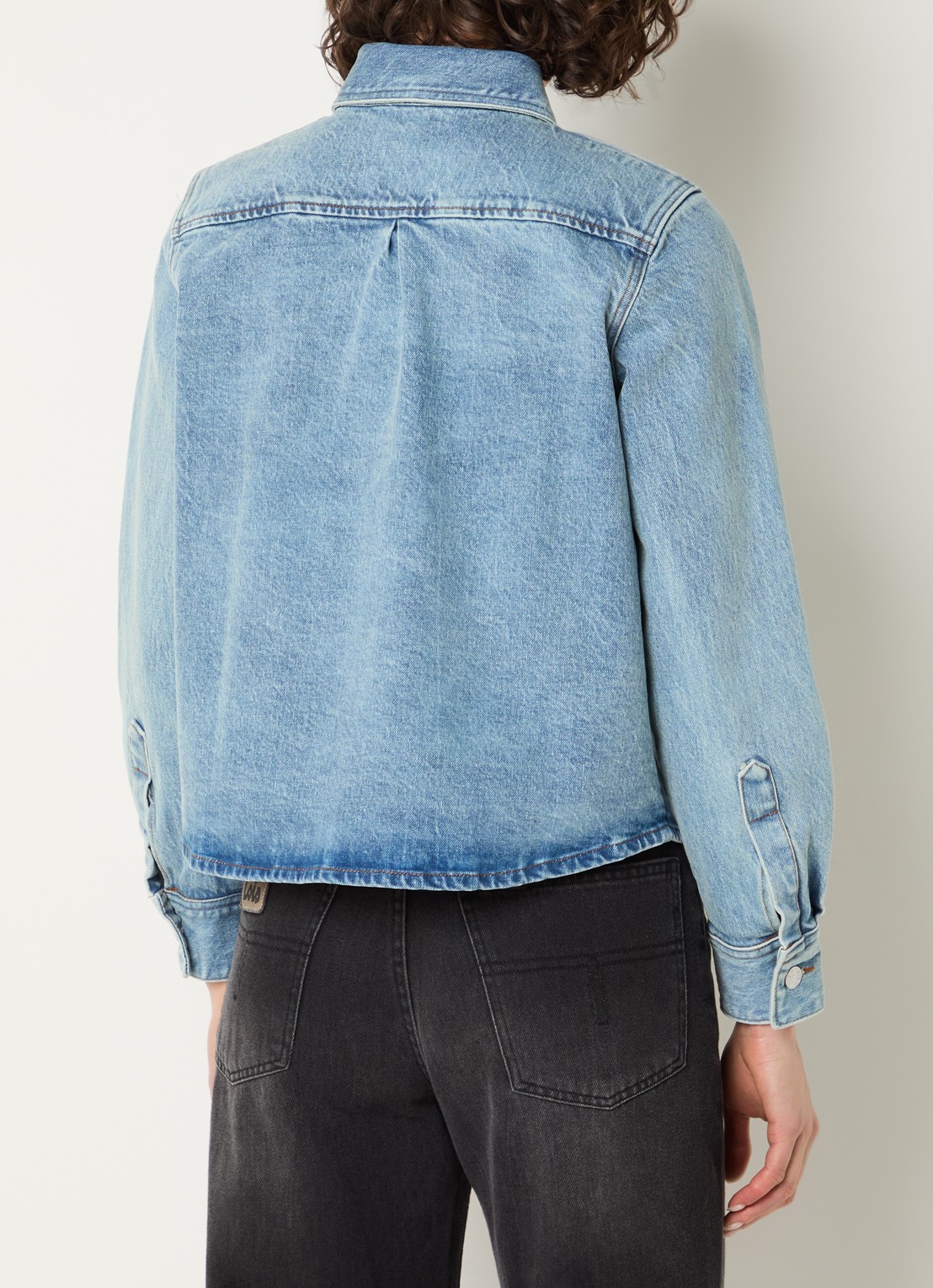 Lois Isa blouse van denim met borstzak - achterkant blauw