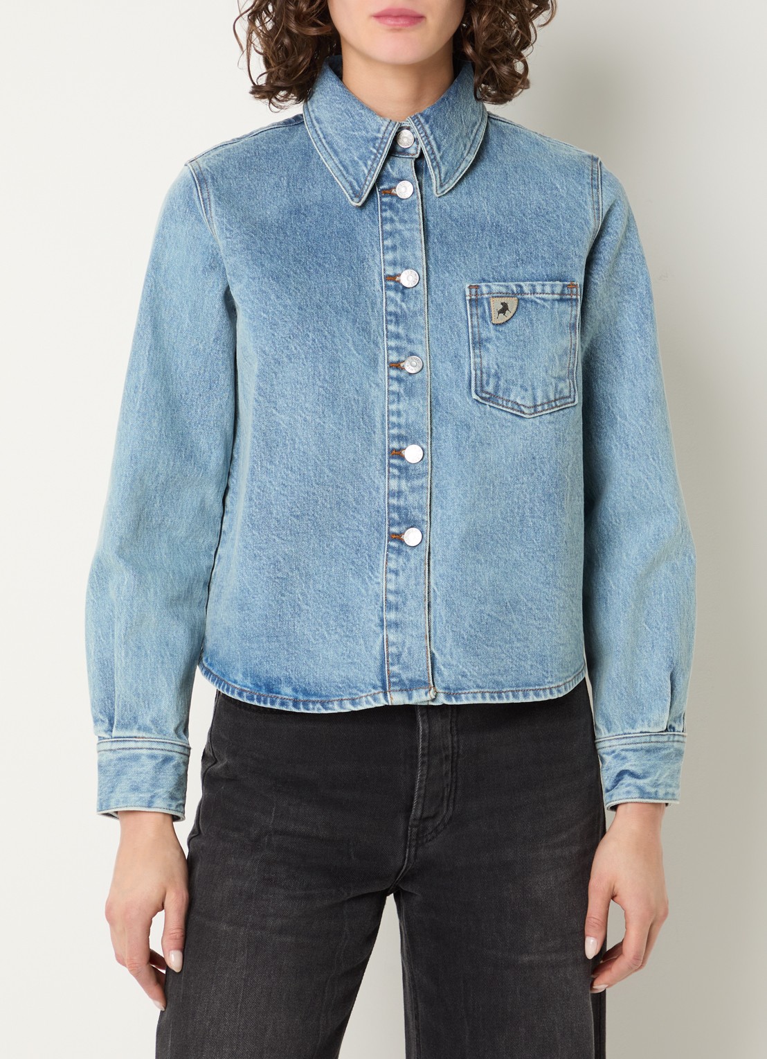 Lois Isa blouse van denim met borstzak - detail 2 blauw