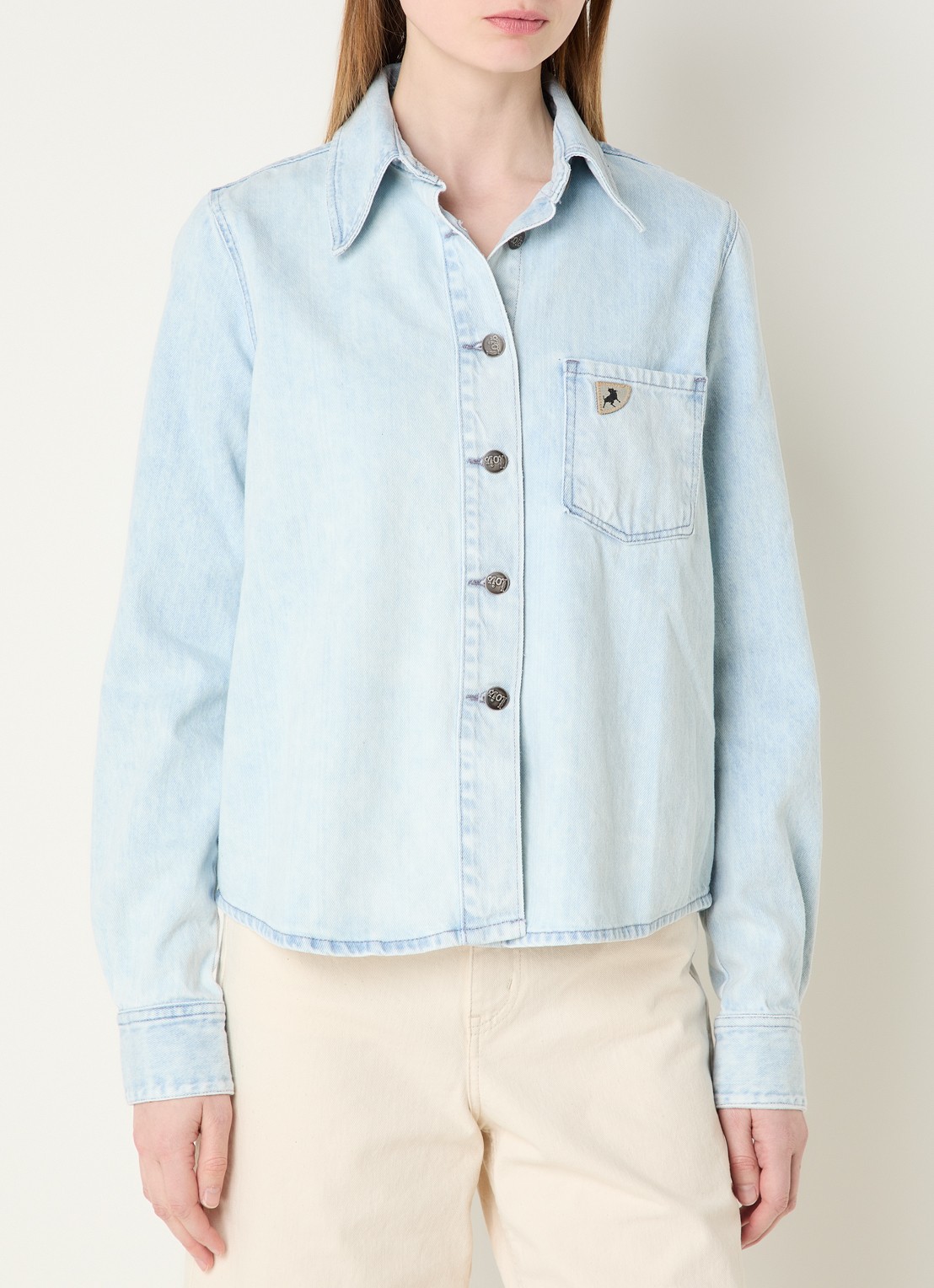 Lois Isa blouse van denim - detail 4 lichtblauw