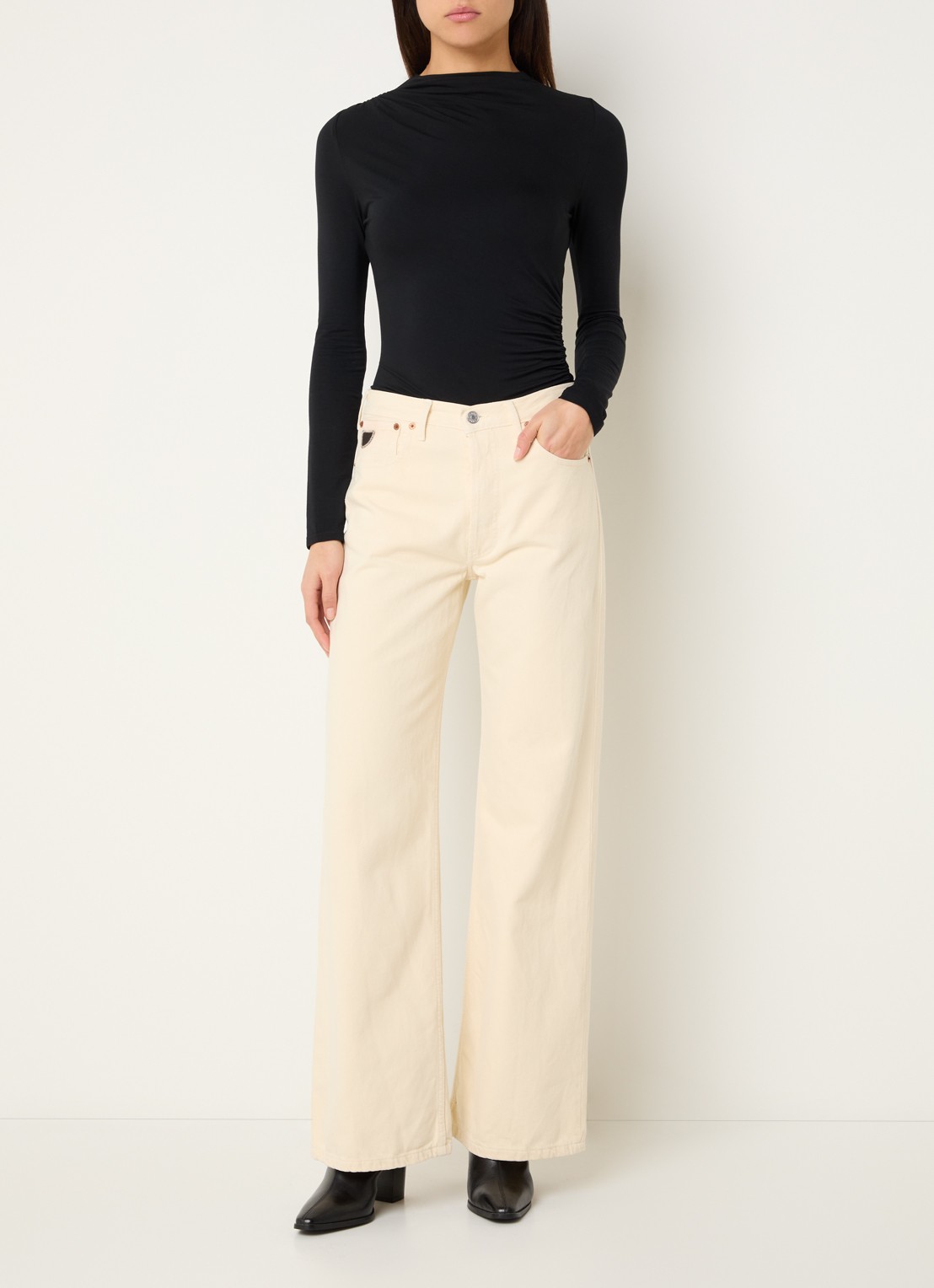 Lois Lindsay mid waist wide leg jeans met gekleurde wassing - voorkant 3 lichtgeel