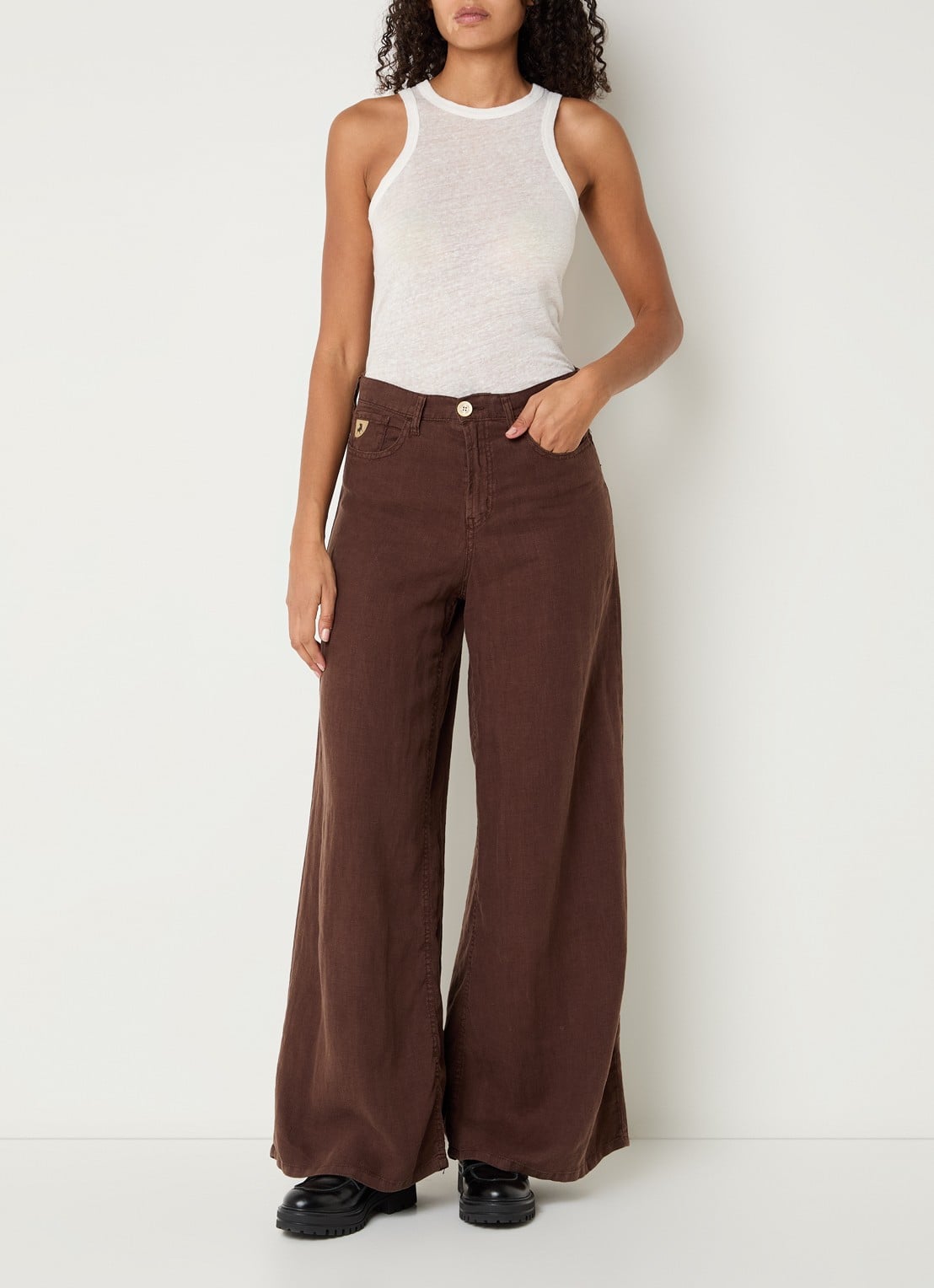 Lois Marlene high waist wide fit broek van linnen met steekzakken - voorkant 3 donkerbruin
