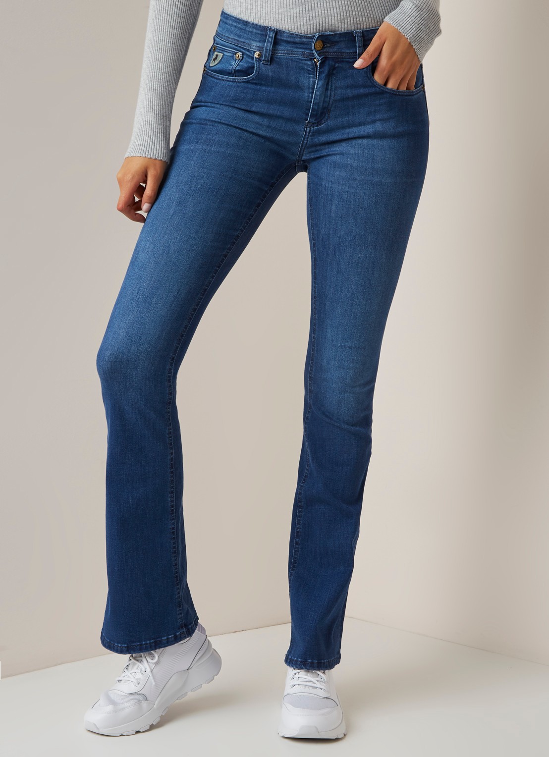 Lois Melrose mid waist flared jeans - detail 4 indigo