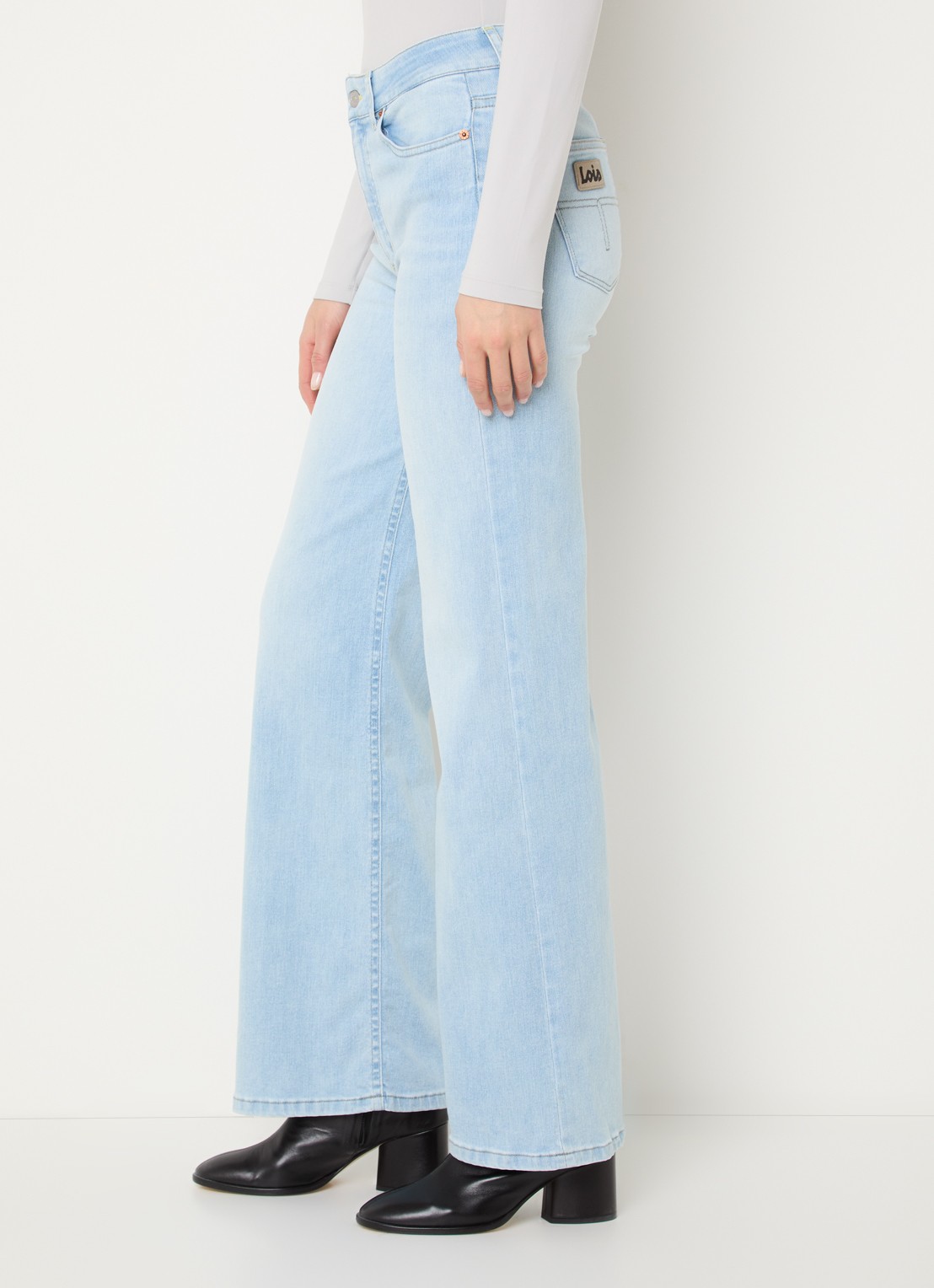 Lois Palazzo high waist flared fit jeans met medium wassing - detail 2 lichtblauw