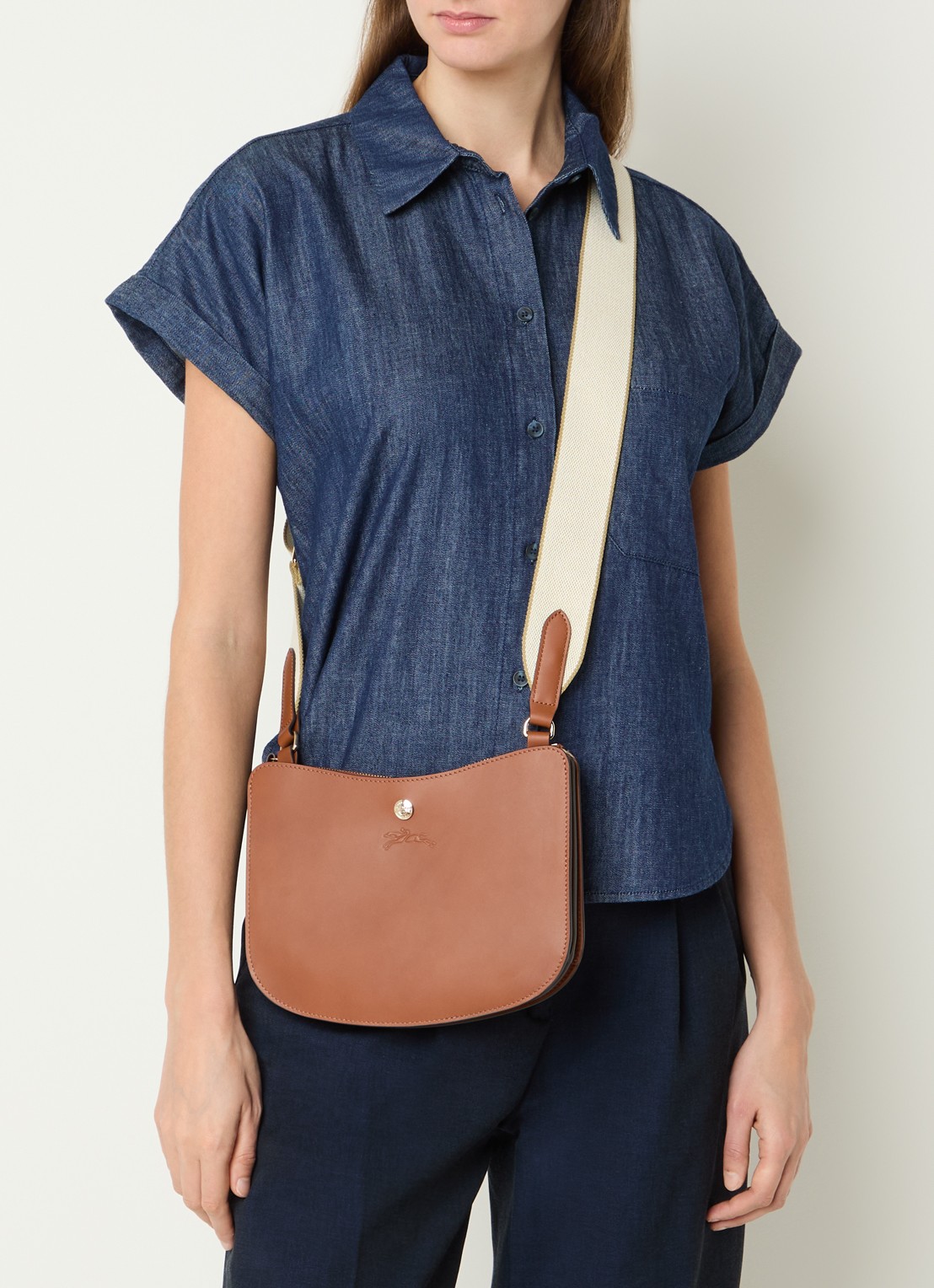 Longchamp Épure crossbodytas van kalfsleer met verstelbare schouderriem  - voorkant 3 cognac