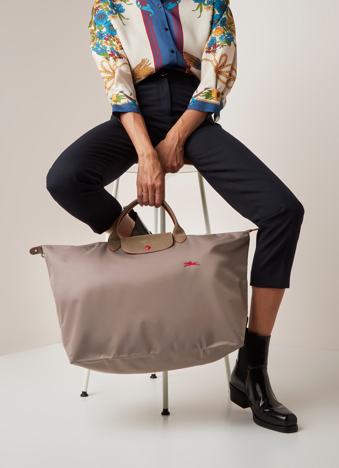 Longchamp Le Pliage Club reistas L met leren details - voorkant 5 lever