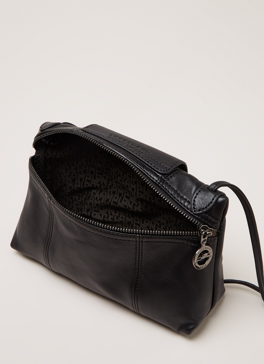 Longchamp Le Pliage Cuir crossbodytas van leer - detail 4 zwart