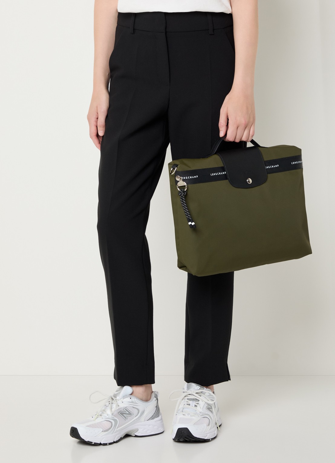 Longchamp Le Pliage Energy businesstas met leren details en 14-inch laptopvak - voorkant 3 bronsgroen