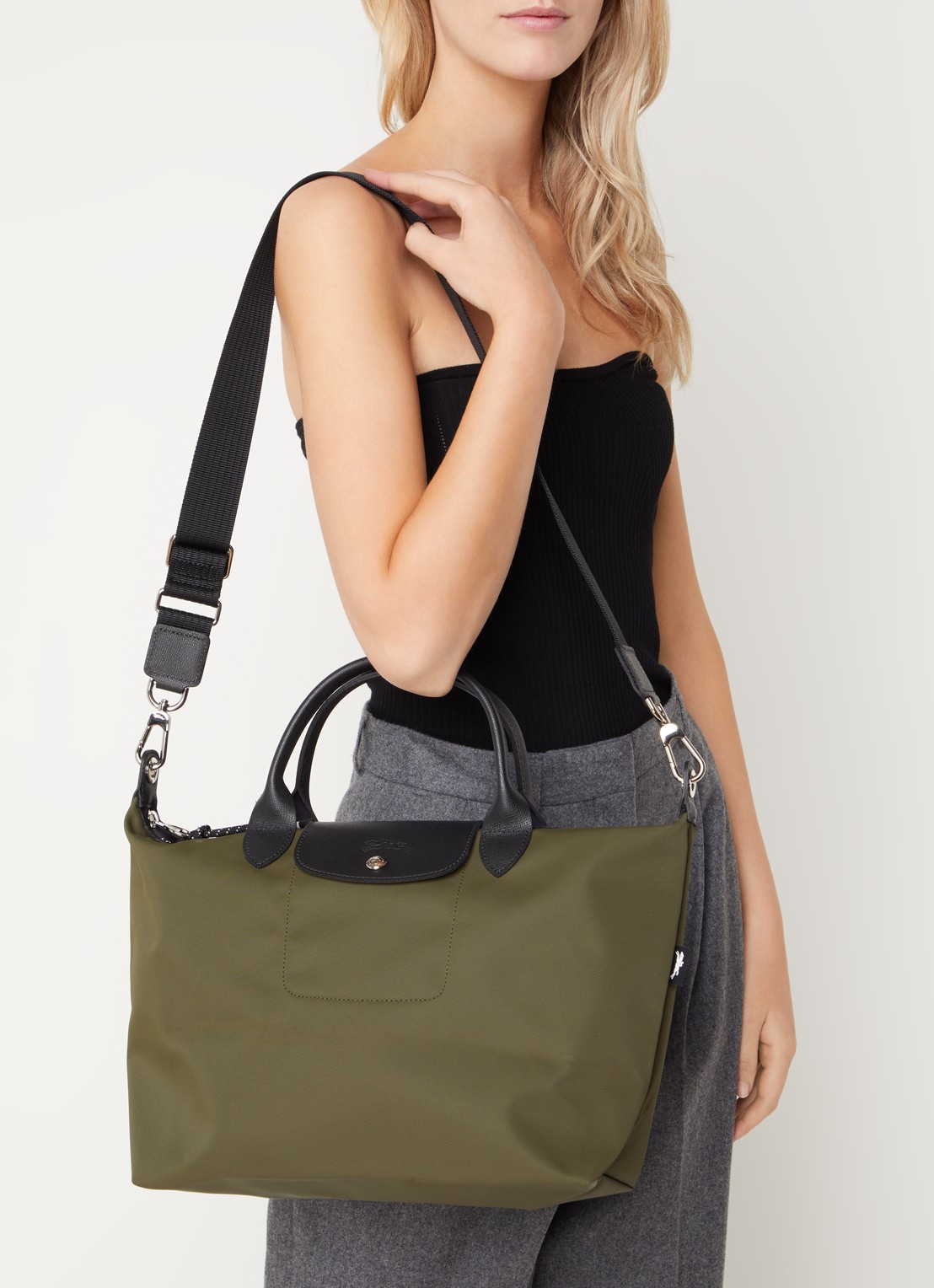 Longchamp Le Pliage Energy handtas L met leren details - voorkant 4 khaki