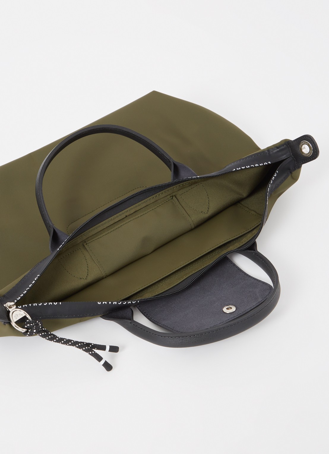 Longchamp Le Pliage Energy handtas S met leren details - detail khaki