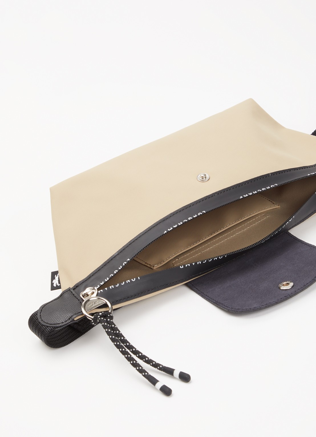 Longchamp Le Pliage Energy heuptas M van canvas met leren details - detail 4 donkerbeige
