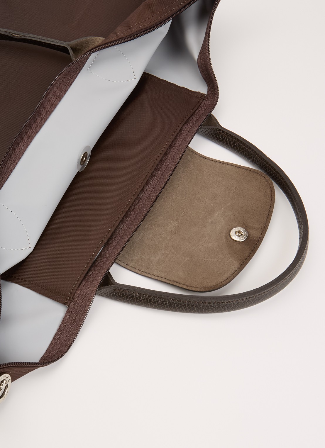 Longchamp Le Pliage Green handtas M met leren details - detail 4 donkerbruin