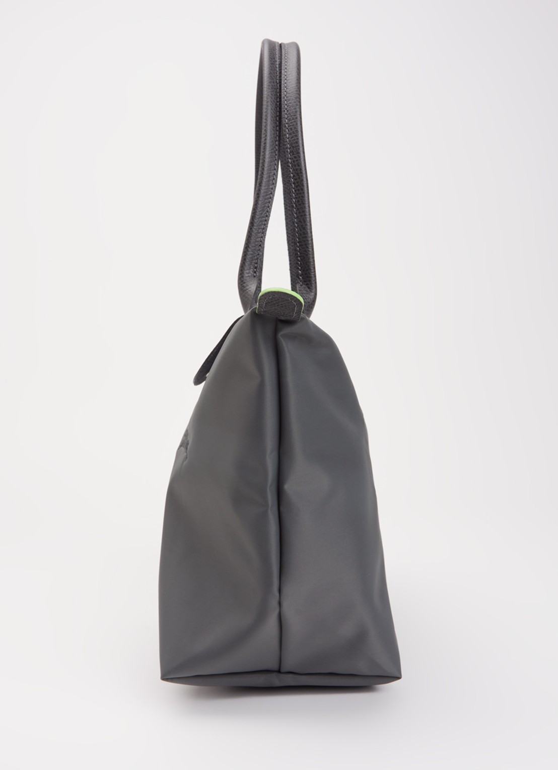 Longchamp Le Pliage Green schoudertas M met leren details - detail 2 donkergrijs