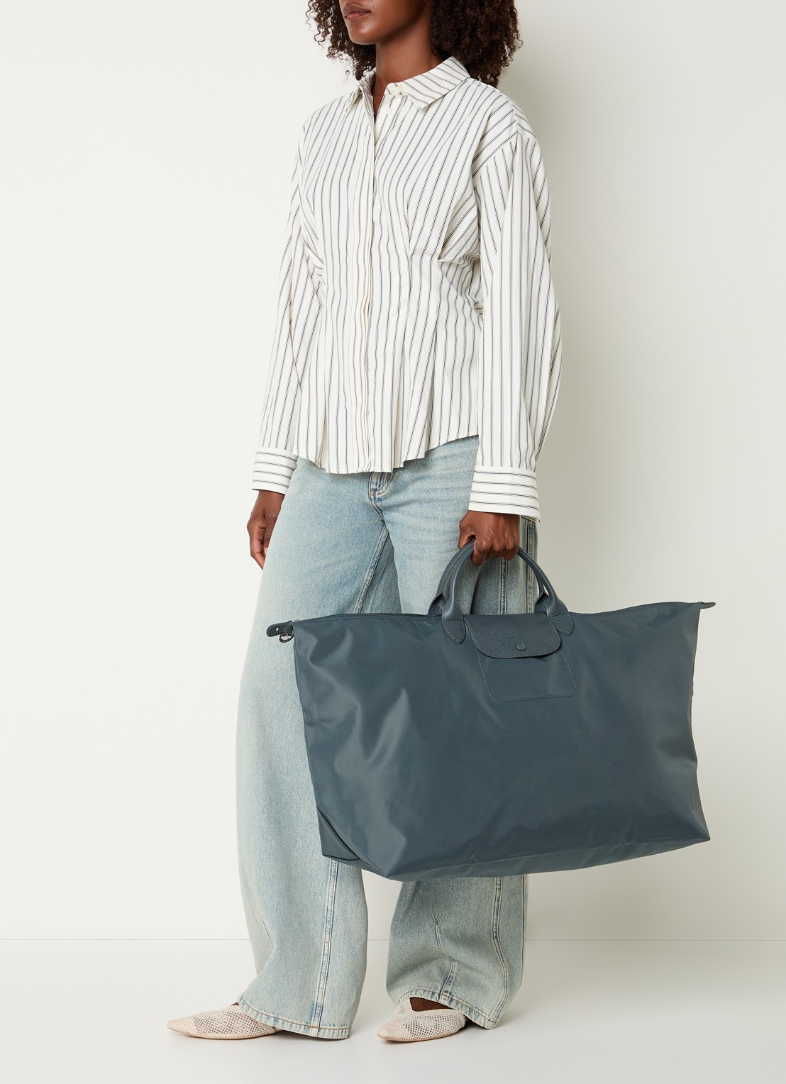 Longchamp Le Pliage One reistas XL met leren details - voorkant 2 staalblauw