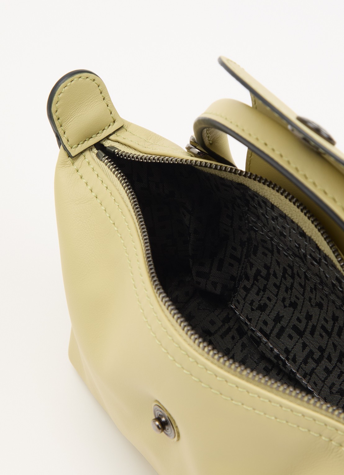 Longchamp Le Pliage Xtra handtas XS van leer - detail 5 lichtgroen